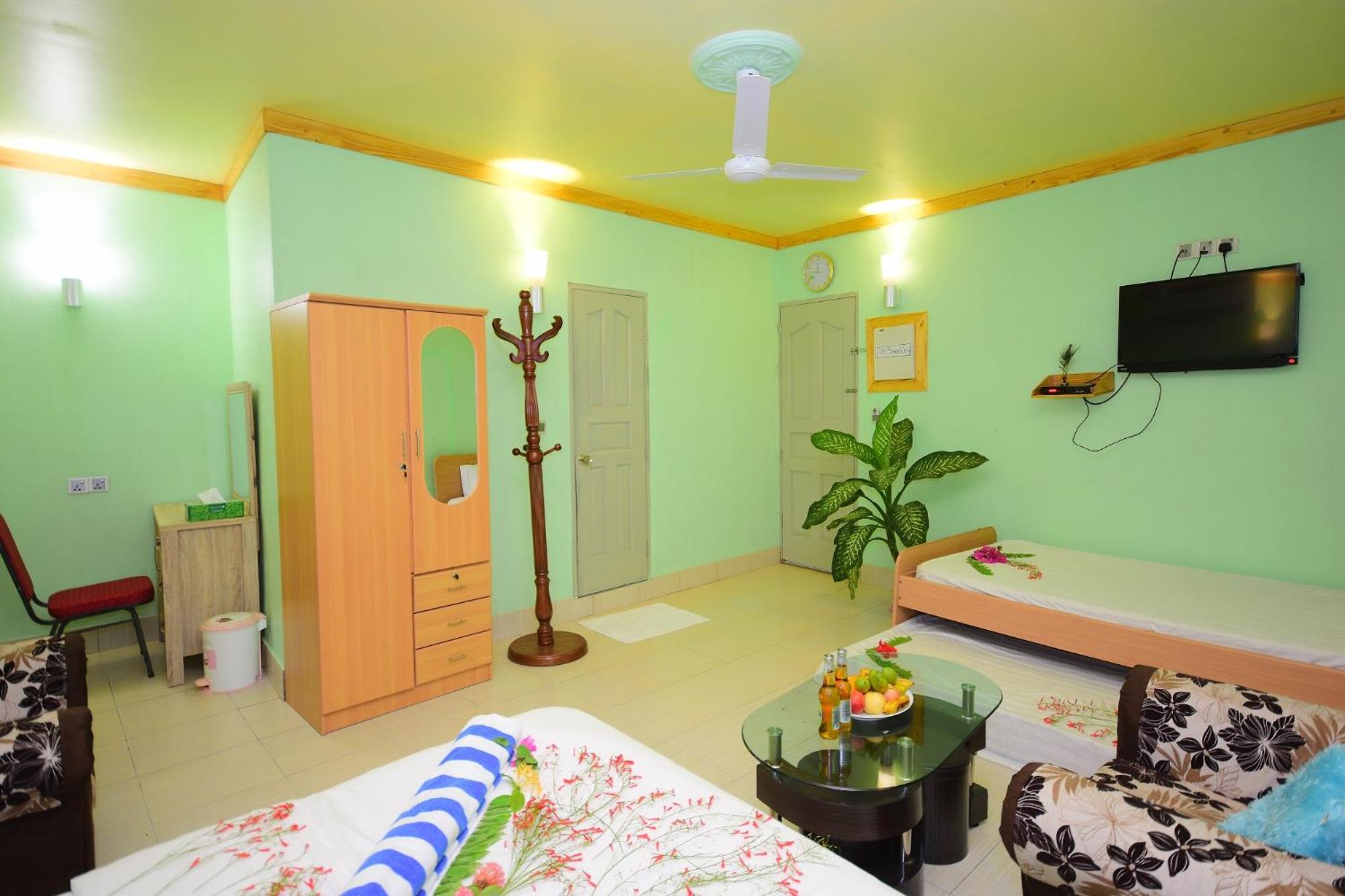 Olhumathi View Inn