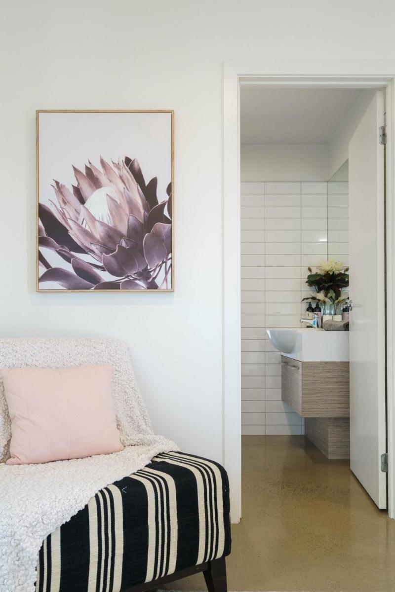 Living The Beach Dream - Pets, WiFi, 4 bdrm, 450m Shops