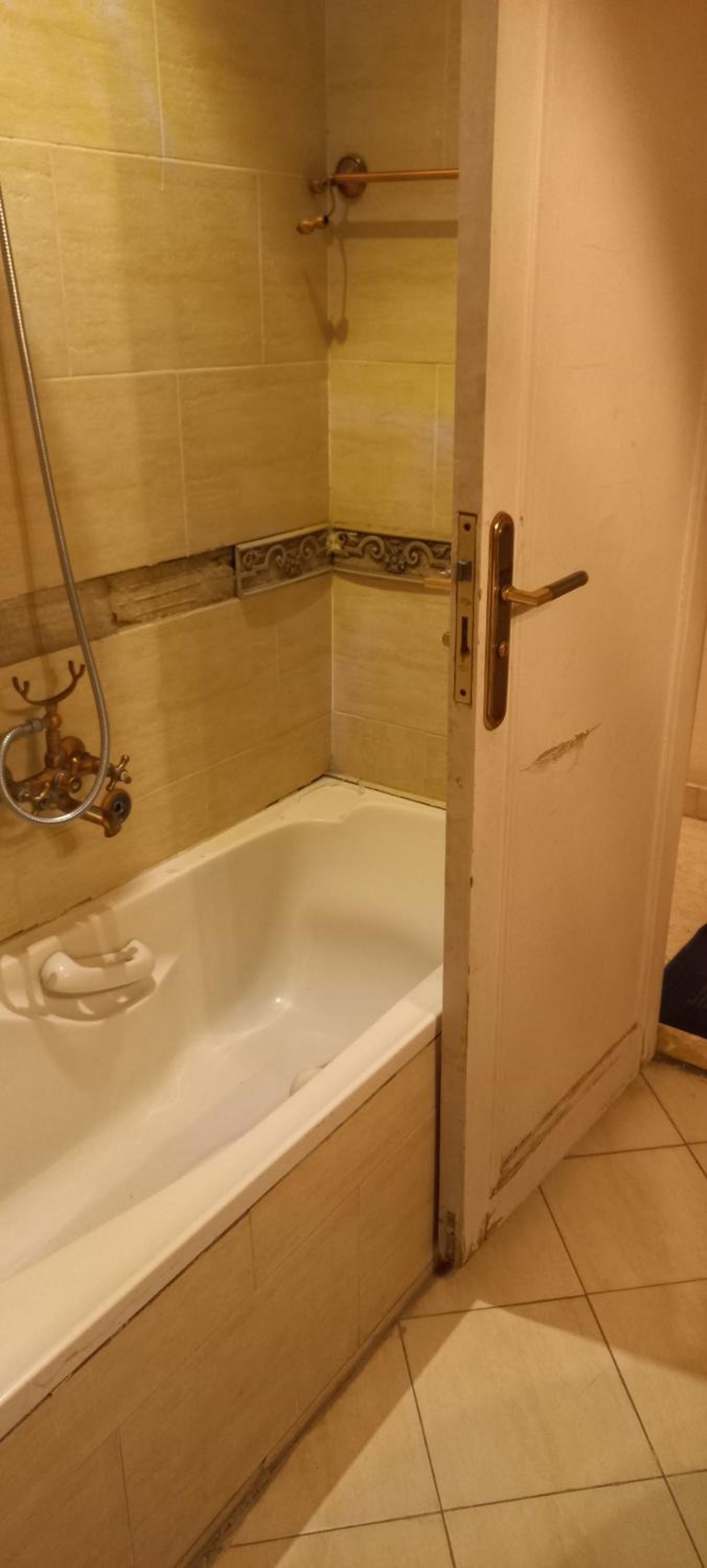 3 Bed Rooms Ac Fully Equipped flat in Mohandsseen Cairo