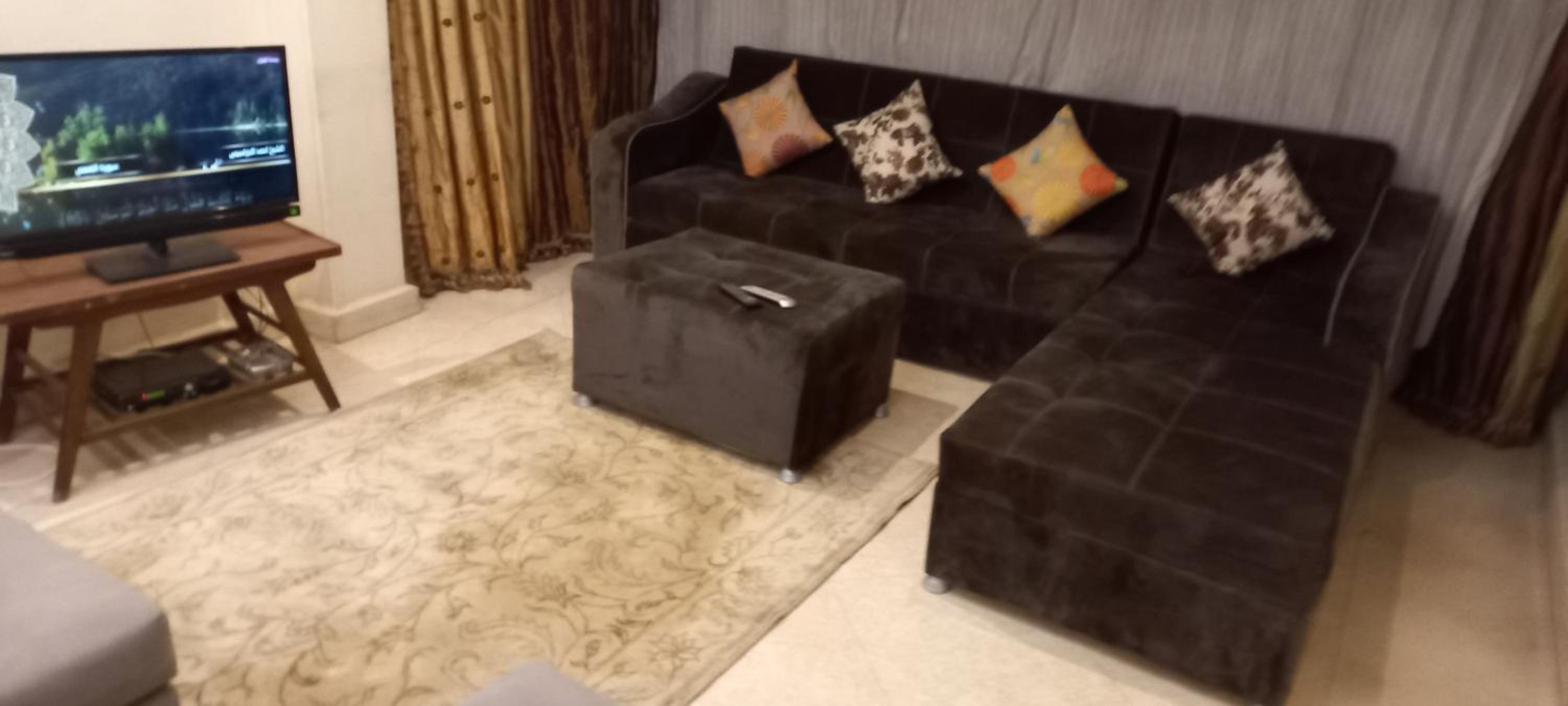 3 Bed Rooms Ac Fully Equipped flat in Mohandsseen Cairo