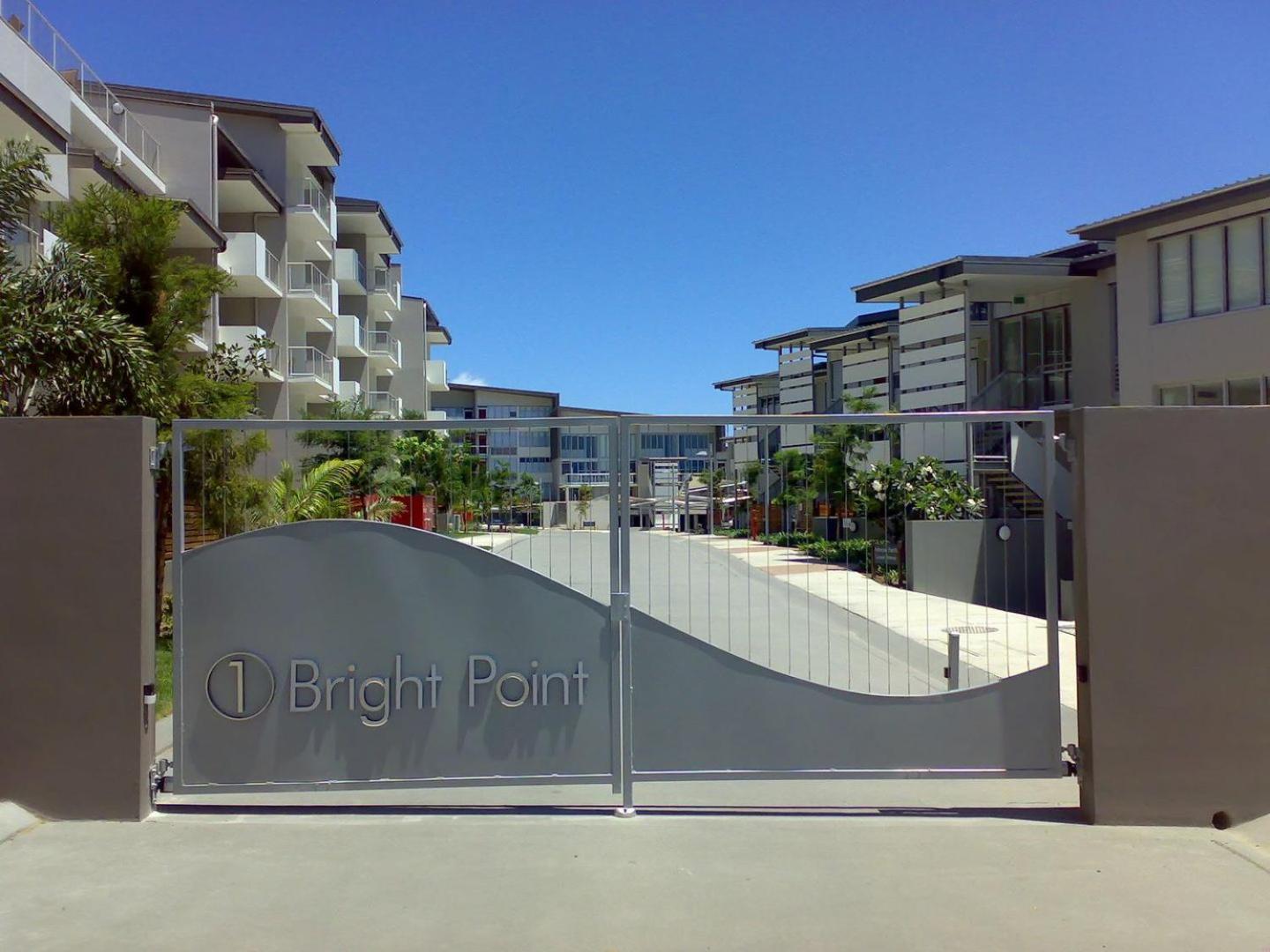 Hotel One Bright Point - Stunning Water Views - Image 1