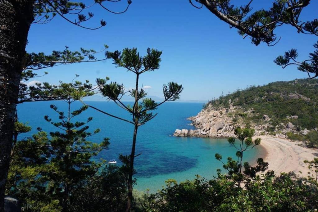 One Bright Point - Stunning Water Views