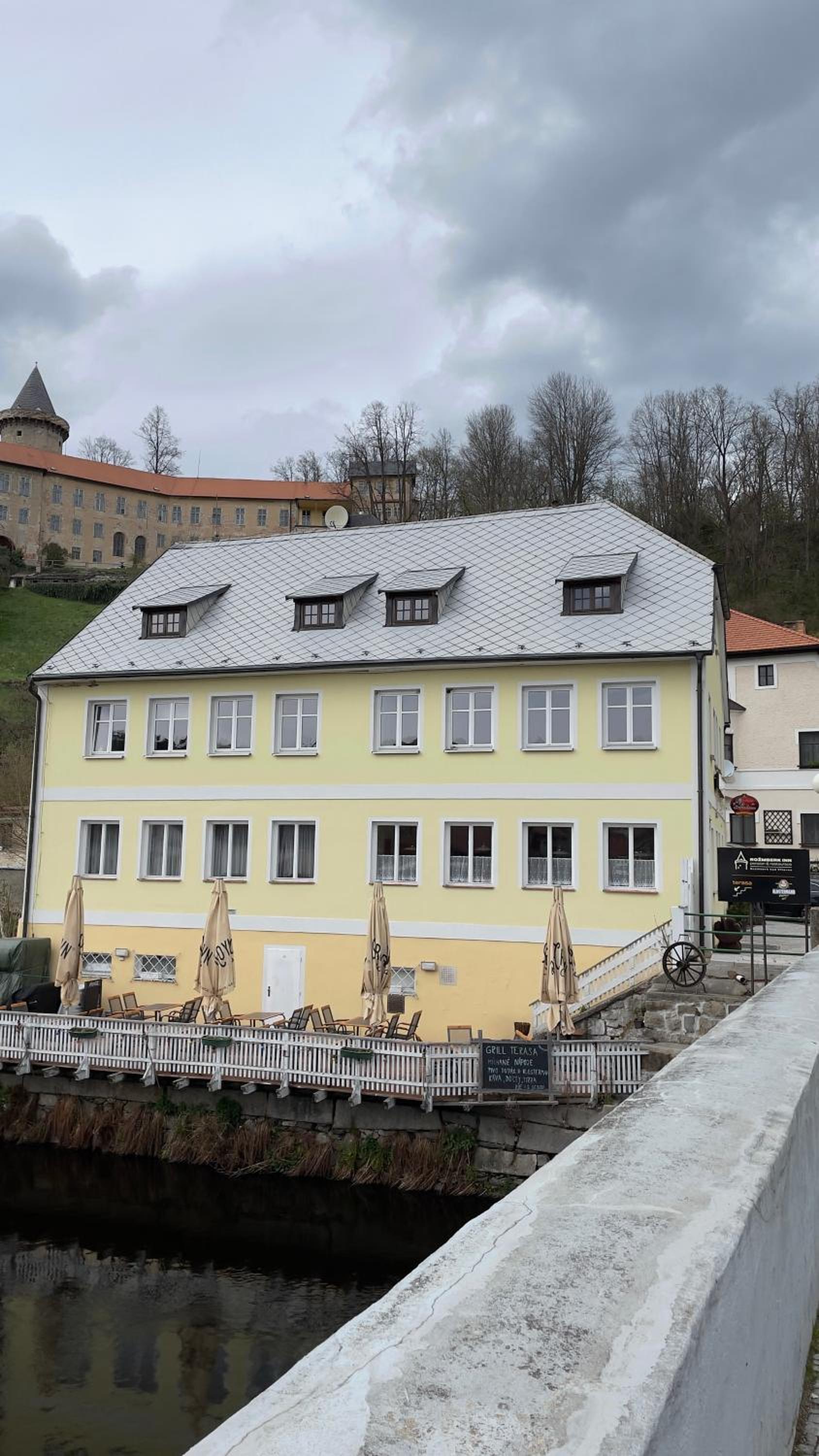 Rožmberk Inn