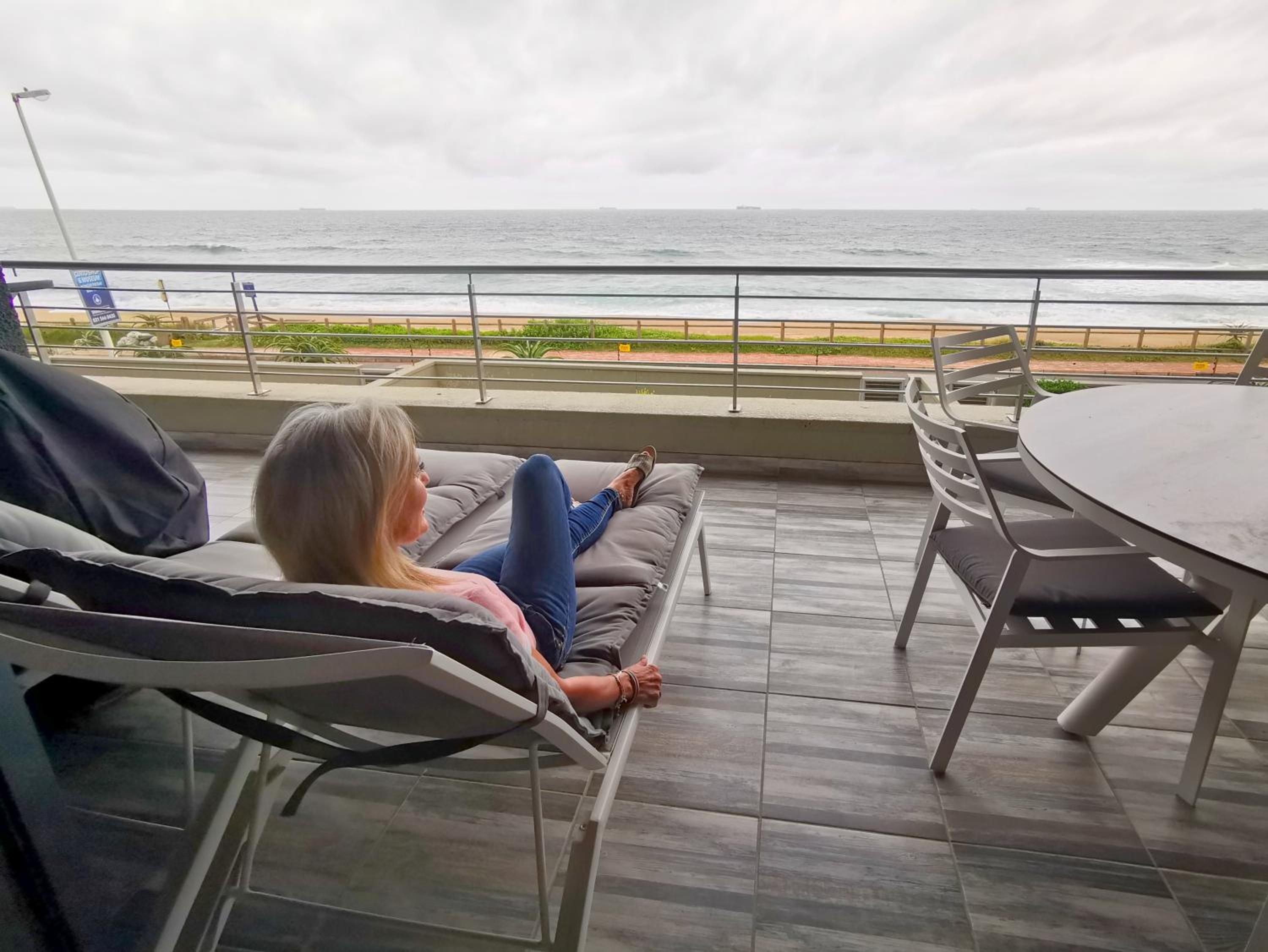 30 Degrees Beach Apartment Umdloti view 5
