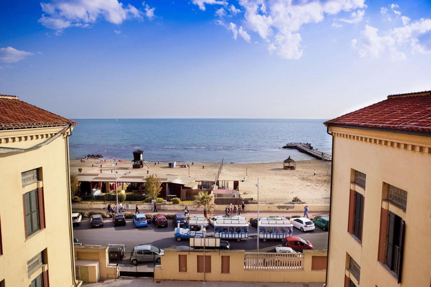Litus Roma Hostel