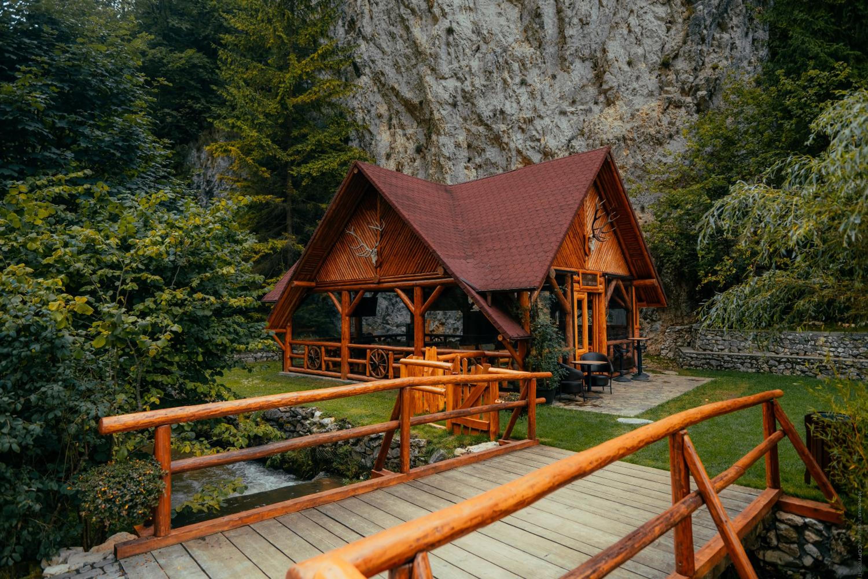 Casa Cheile Dâmbovicioarei - Cabana 1 view 2