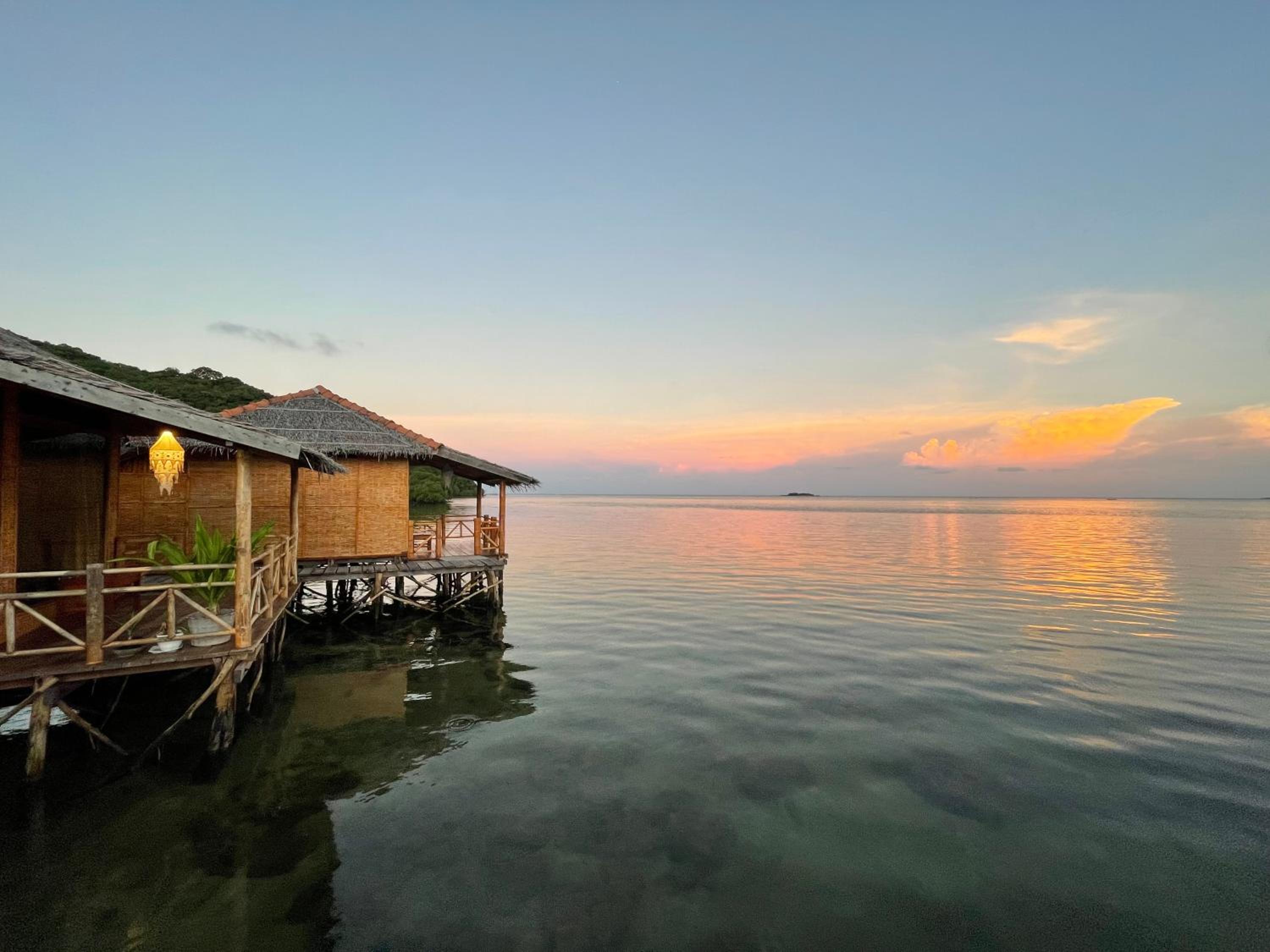 Floating Paradise view 5