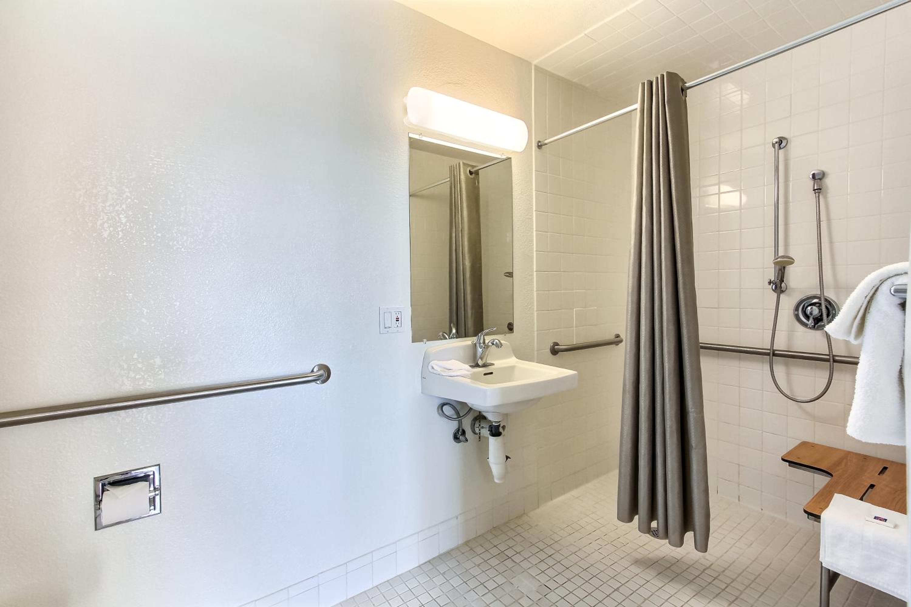 Motel 6-Watsonville, CA - Monterey Area