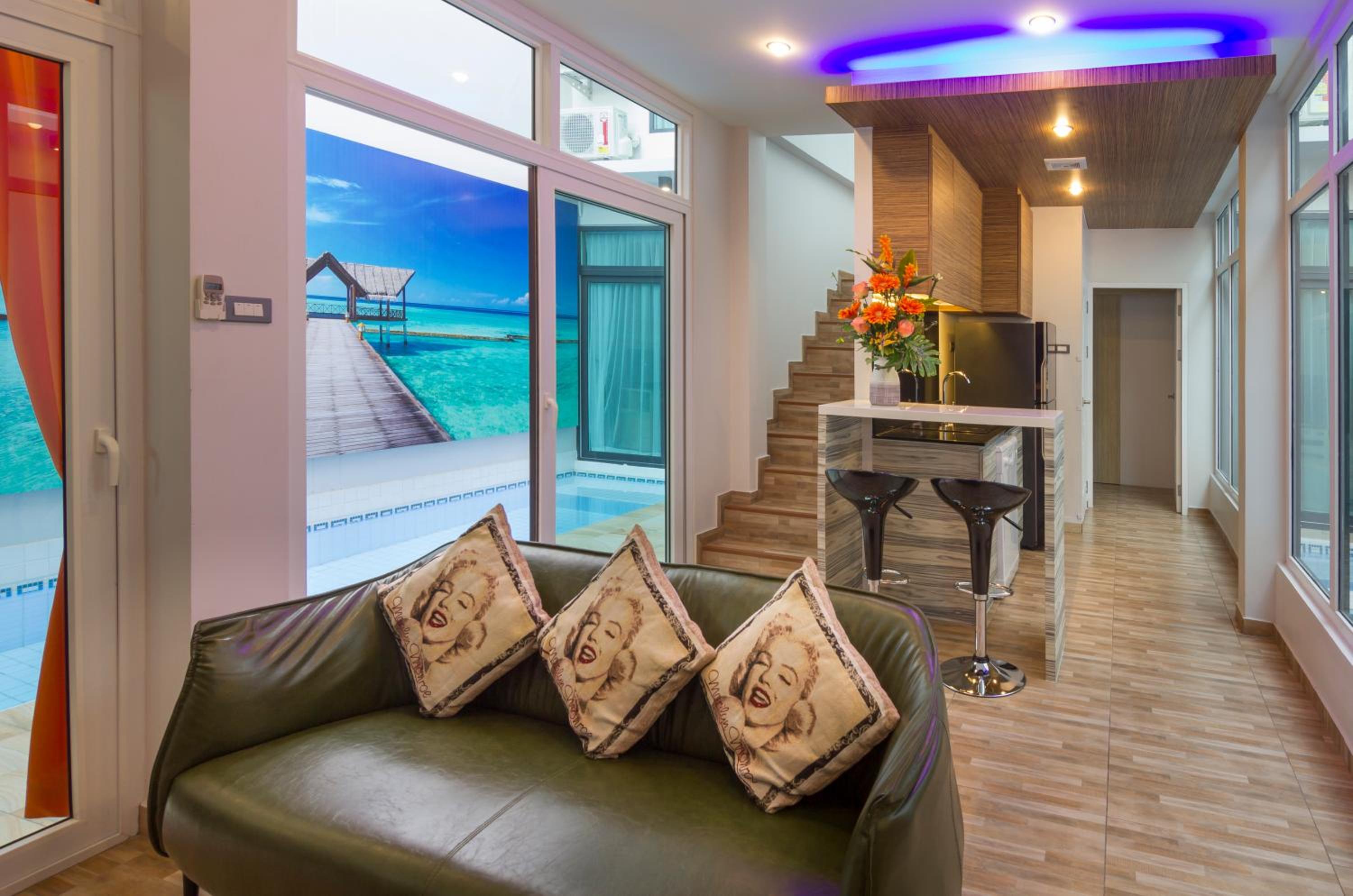 Tropicana Pool Villa