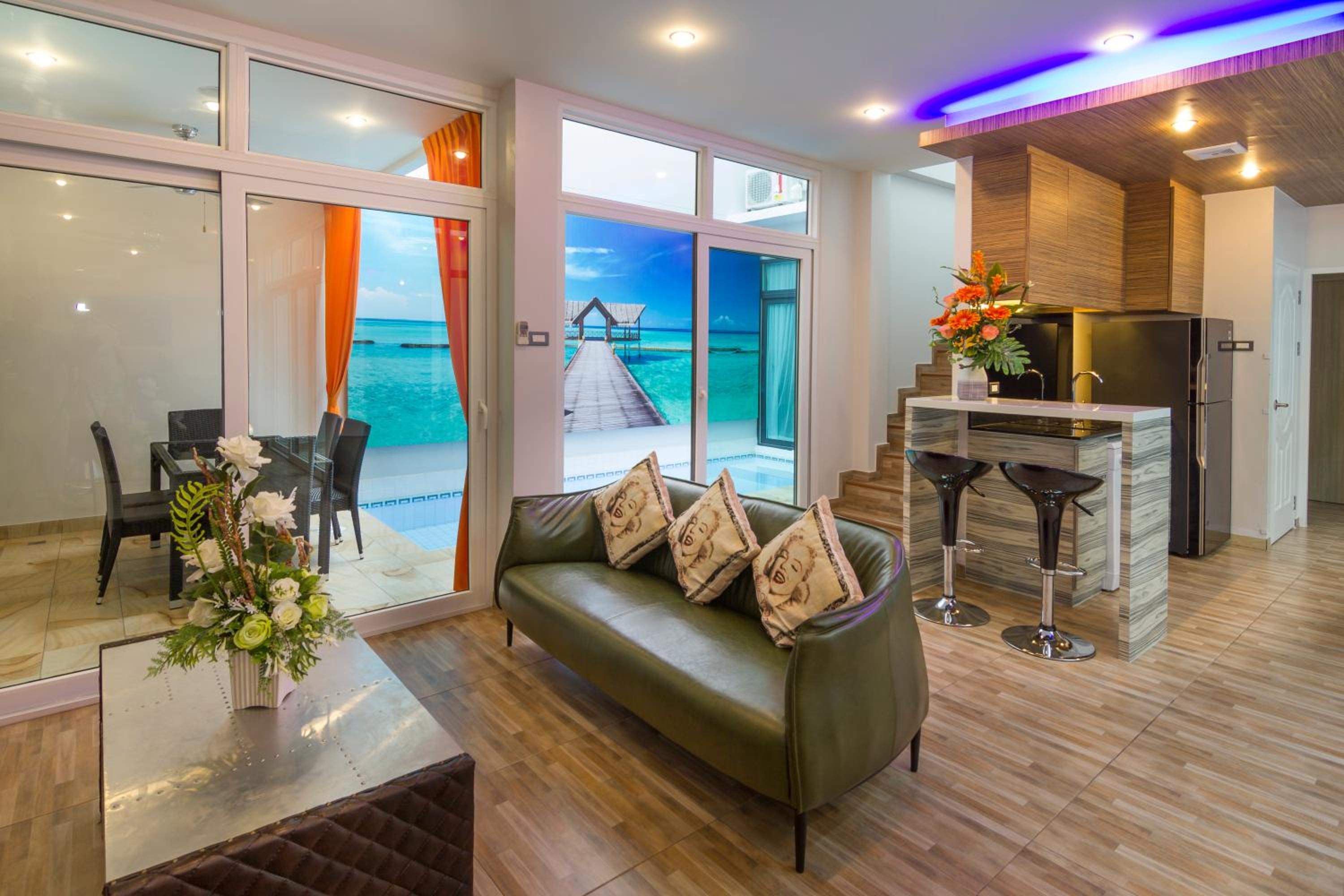 Tropicana Pool Villa