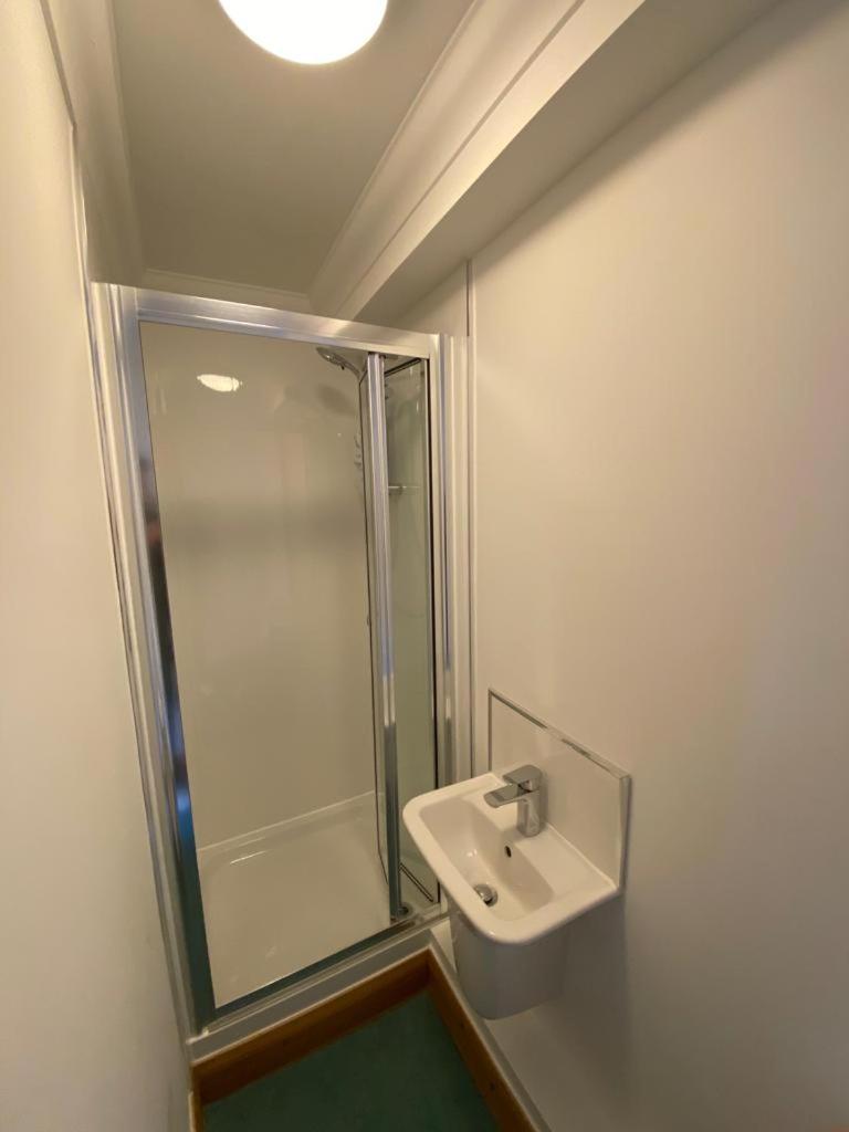 Stylish & compact city center studio apartment 7a view 4