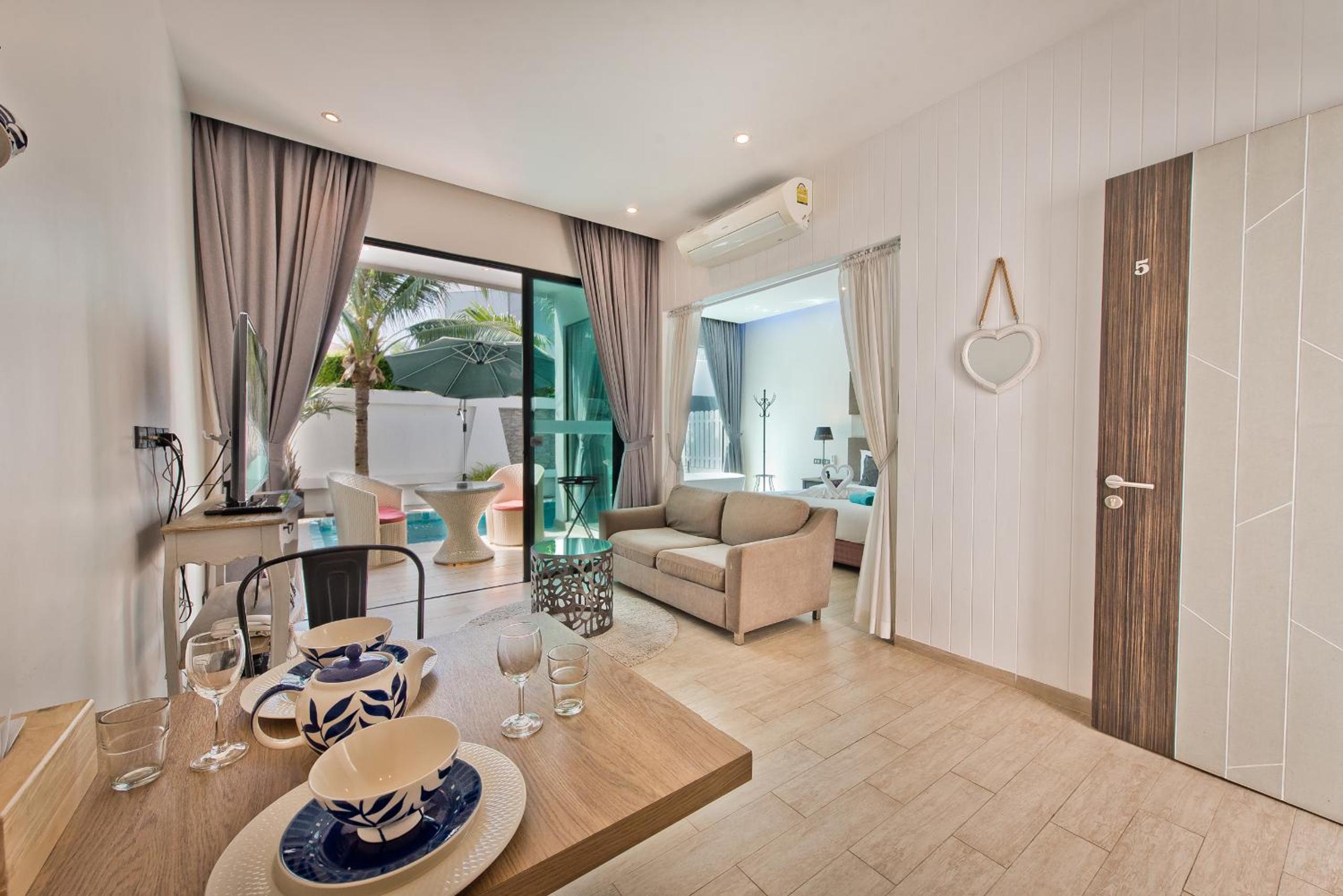 Tropicana Pool Villa