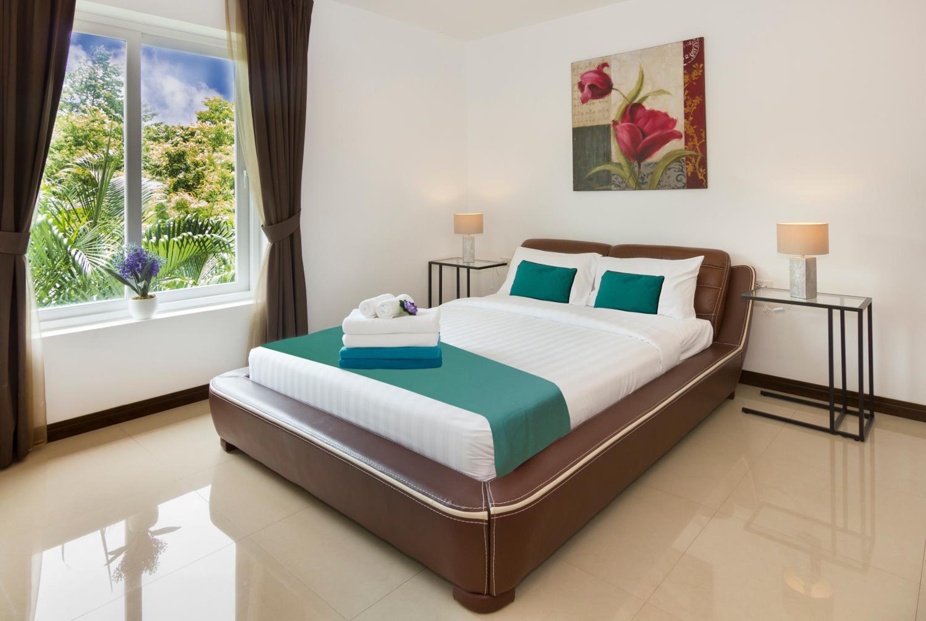 Tropicana Pool Villa