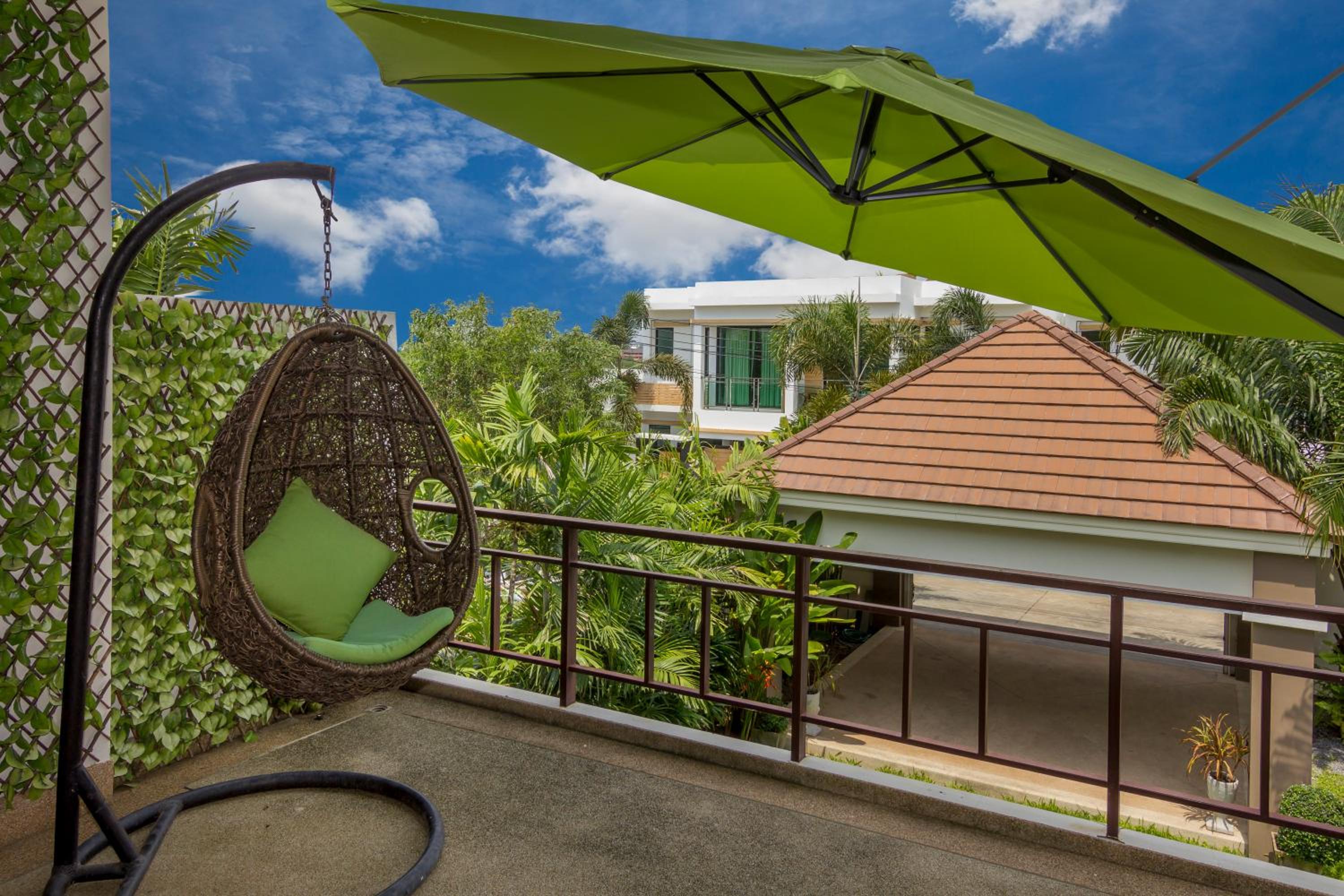 Tropicana Pool Villa