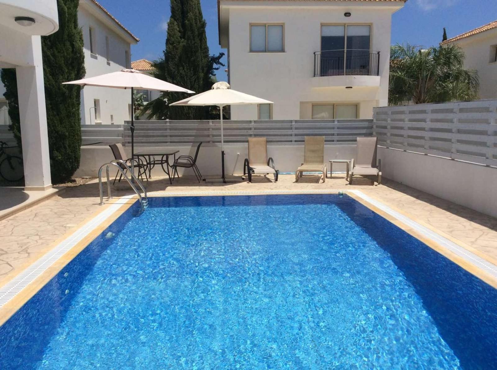 LC Palm Villa view 2
