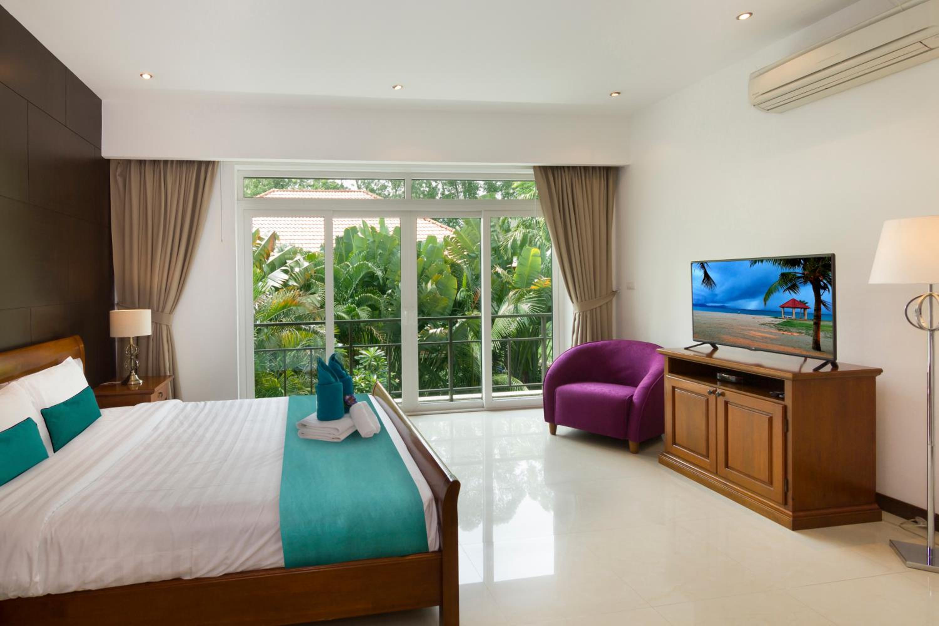 Tropicana Pool Villa