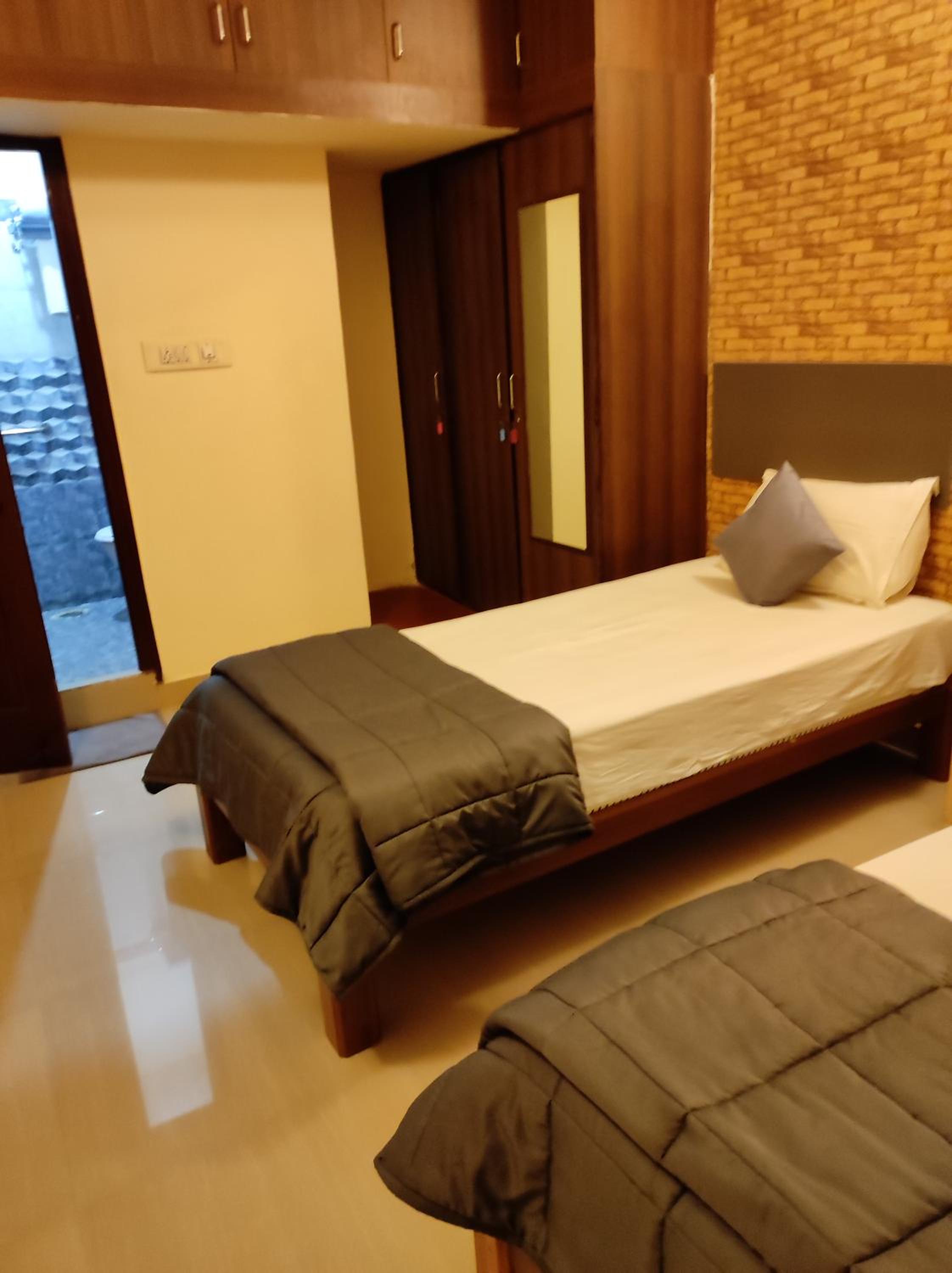 Octave Cubbon Homes Service Apartment view 4