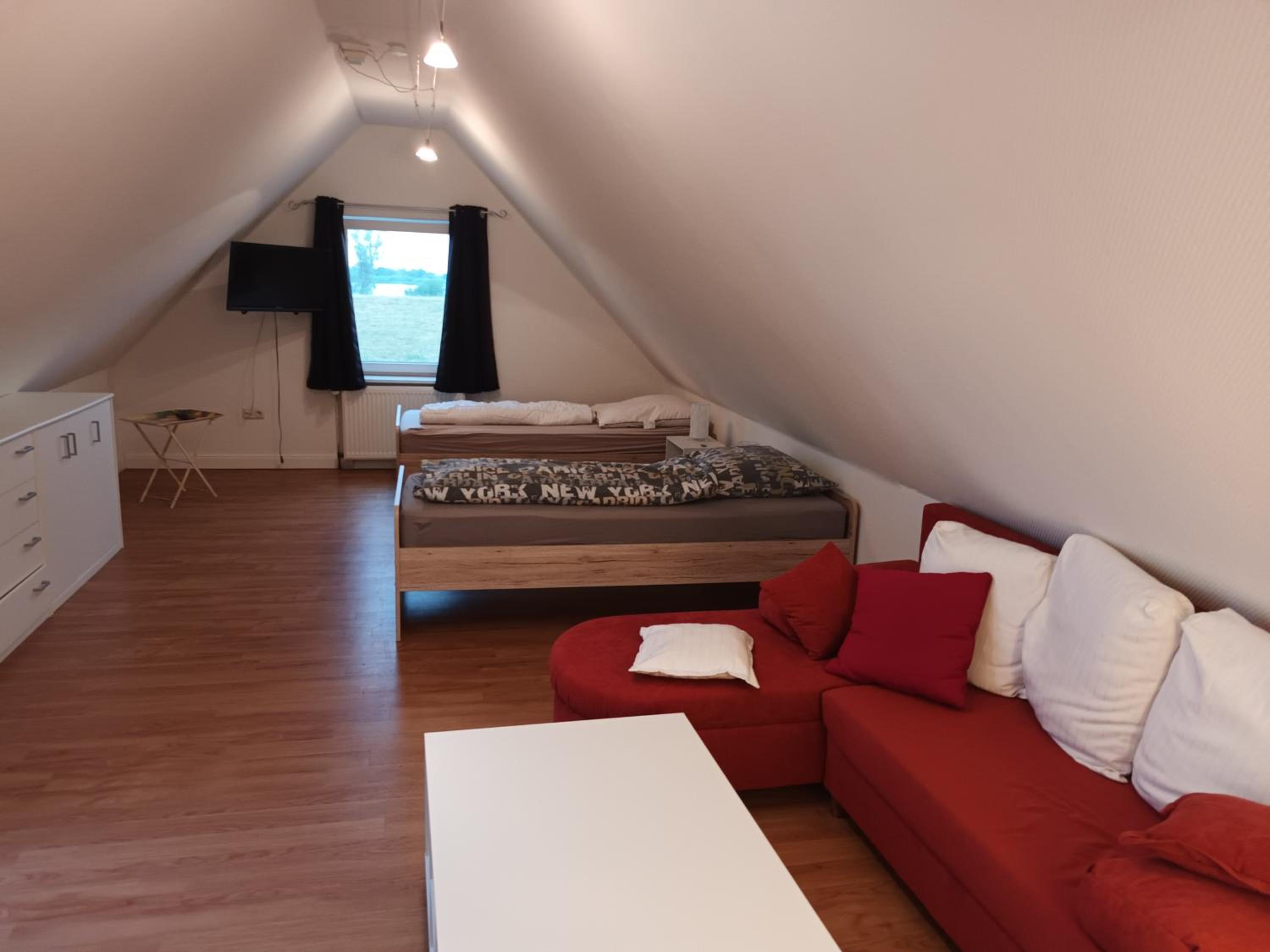 Zimmer 6 + 7+ 8 zusammen 1 Apartment