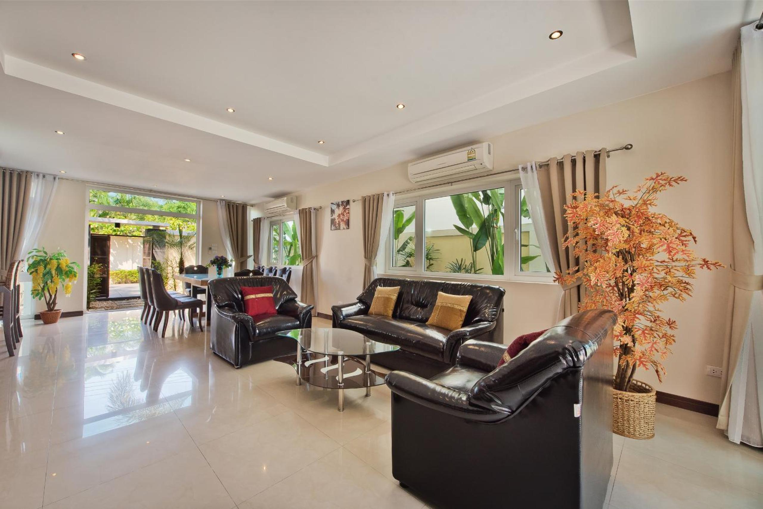 Tropicana Pool Villa