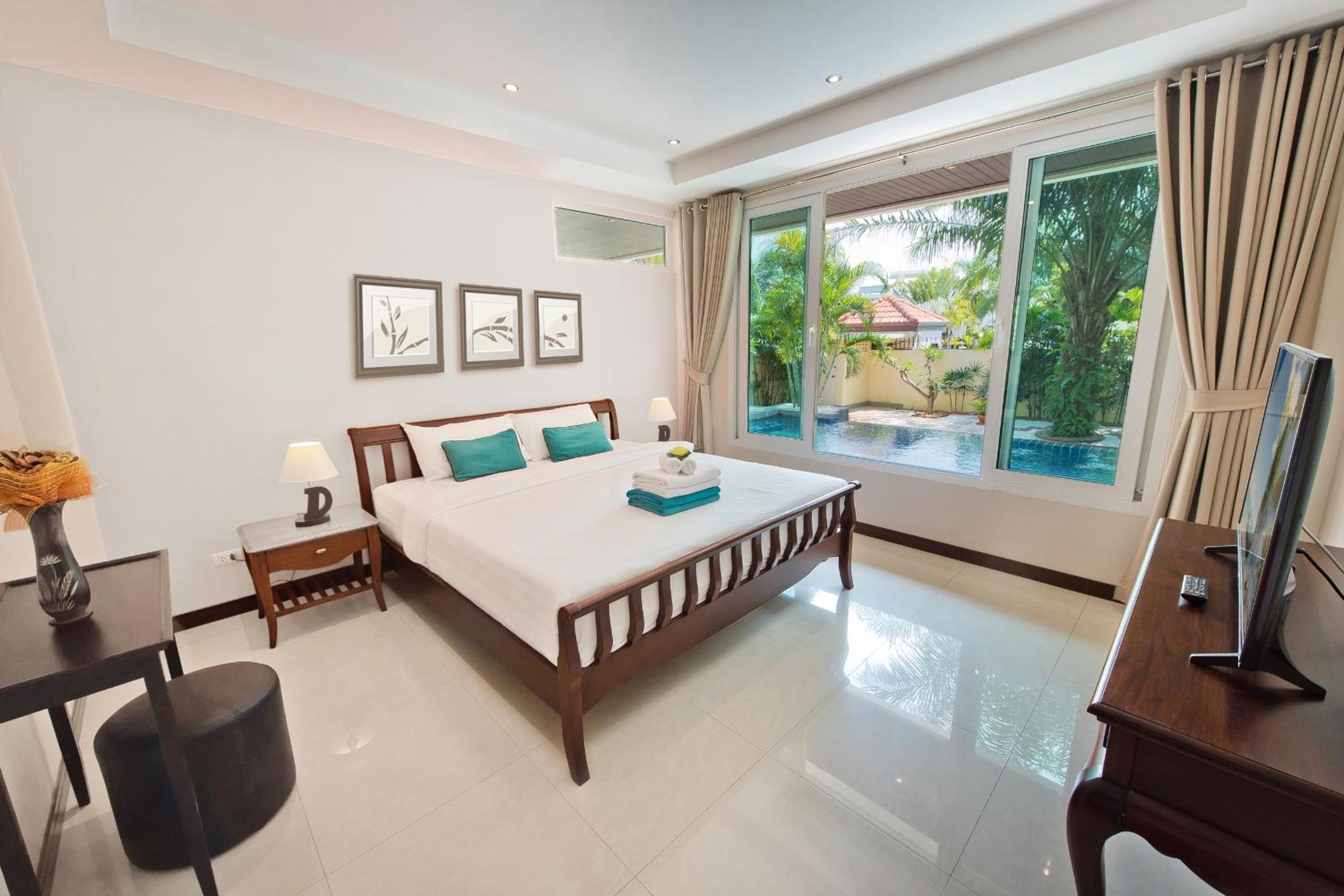 Tropicana Pool Villa