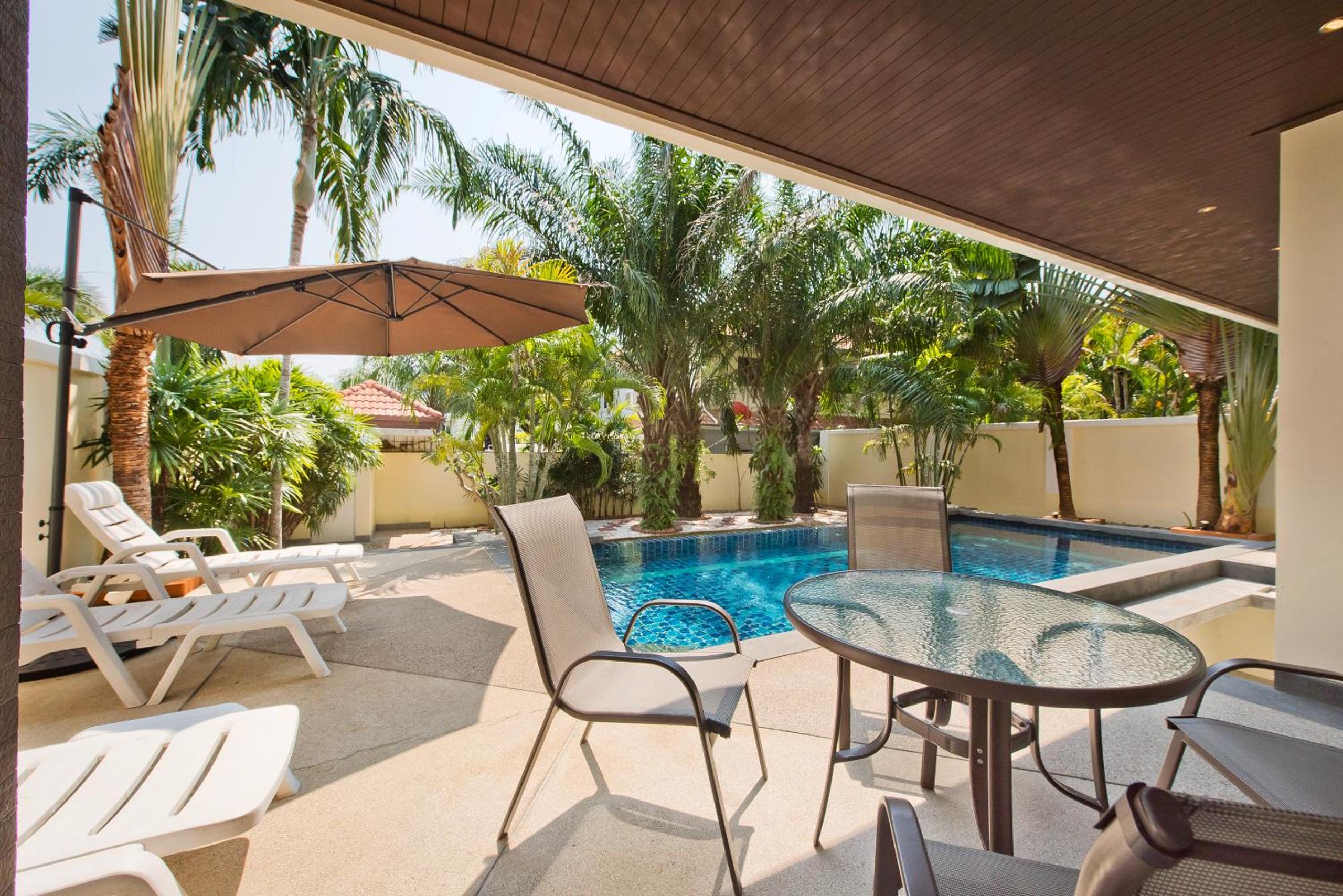 Tropicana Pool Villa