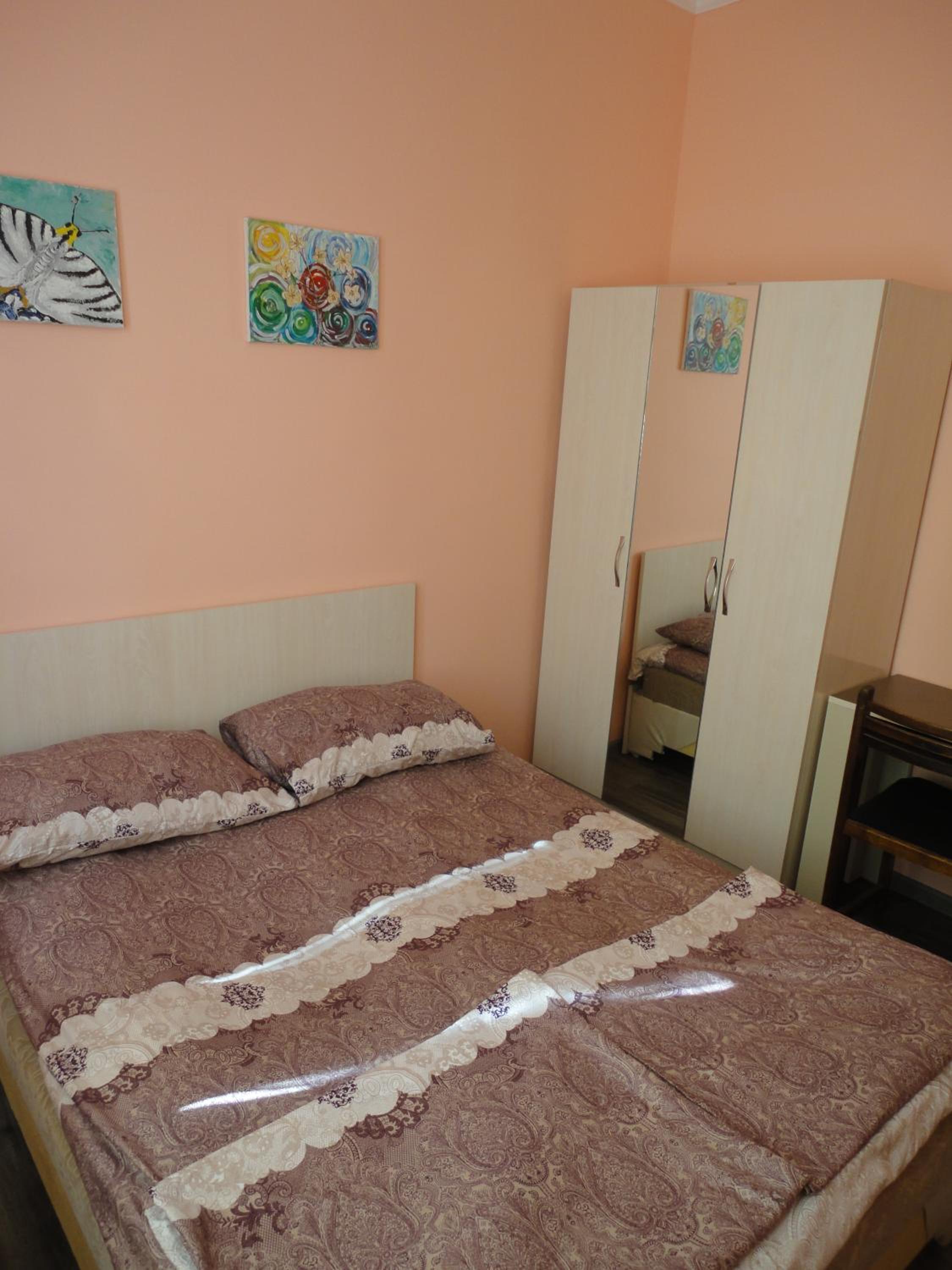 Like Home Guesthouse & Tours