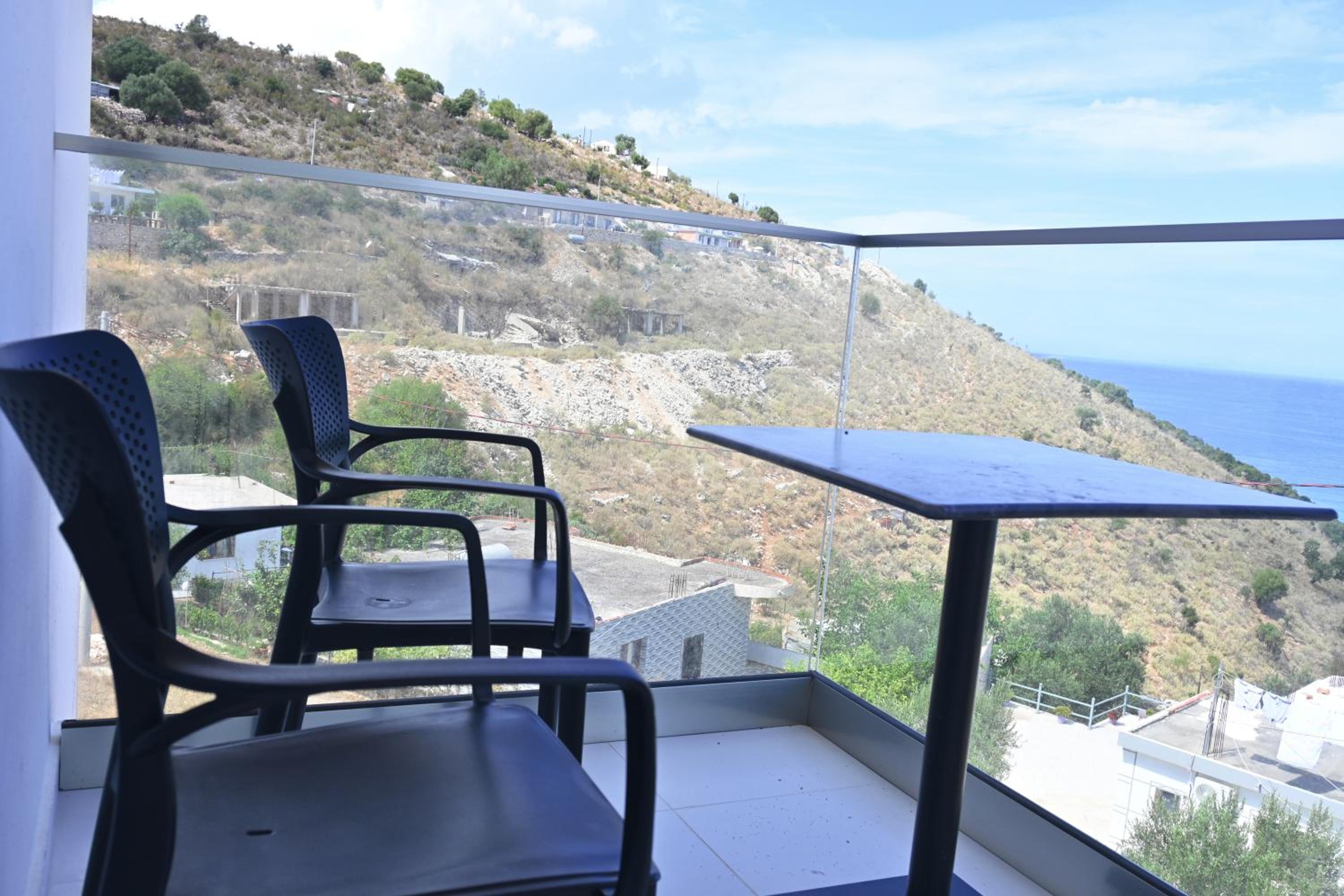 SEA & LAKE VIEW VILLA