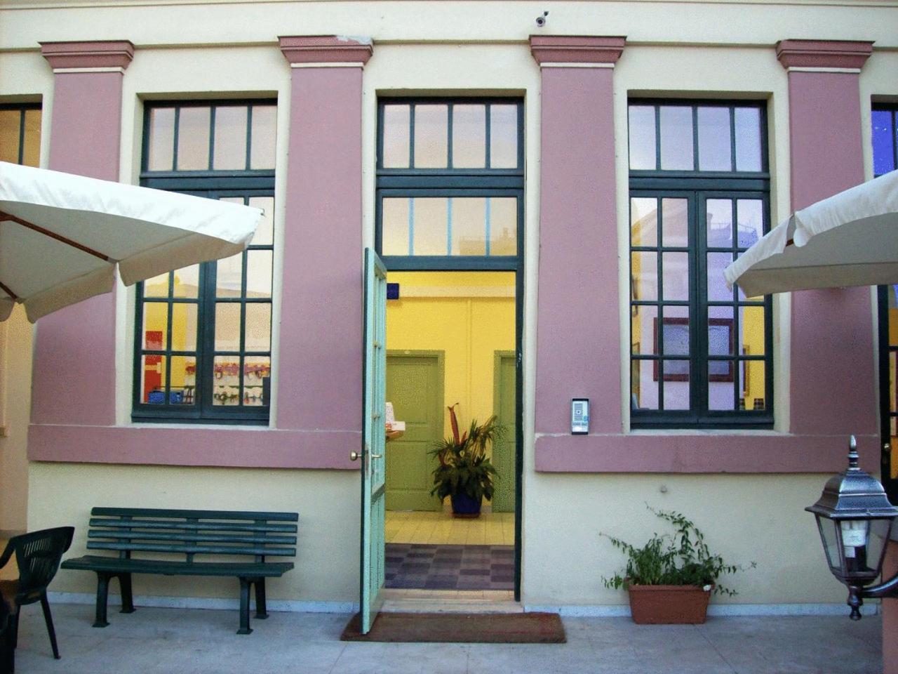 Litus Roma Hostel