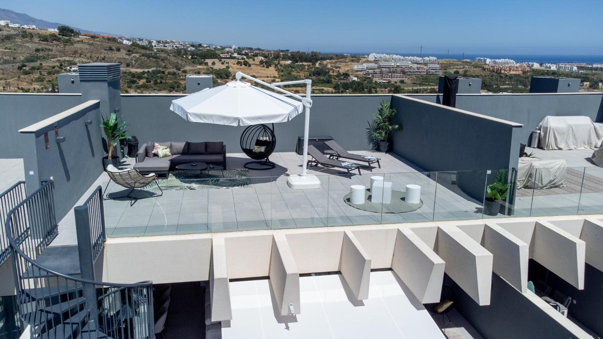 The Golden Oasis Penthouse