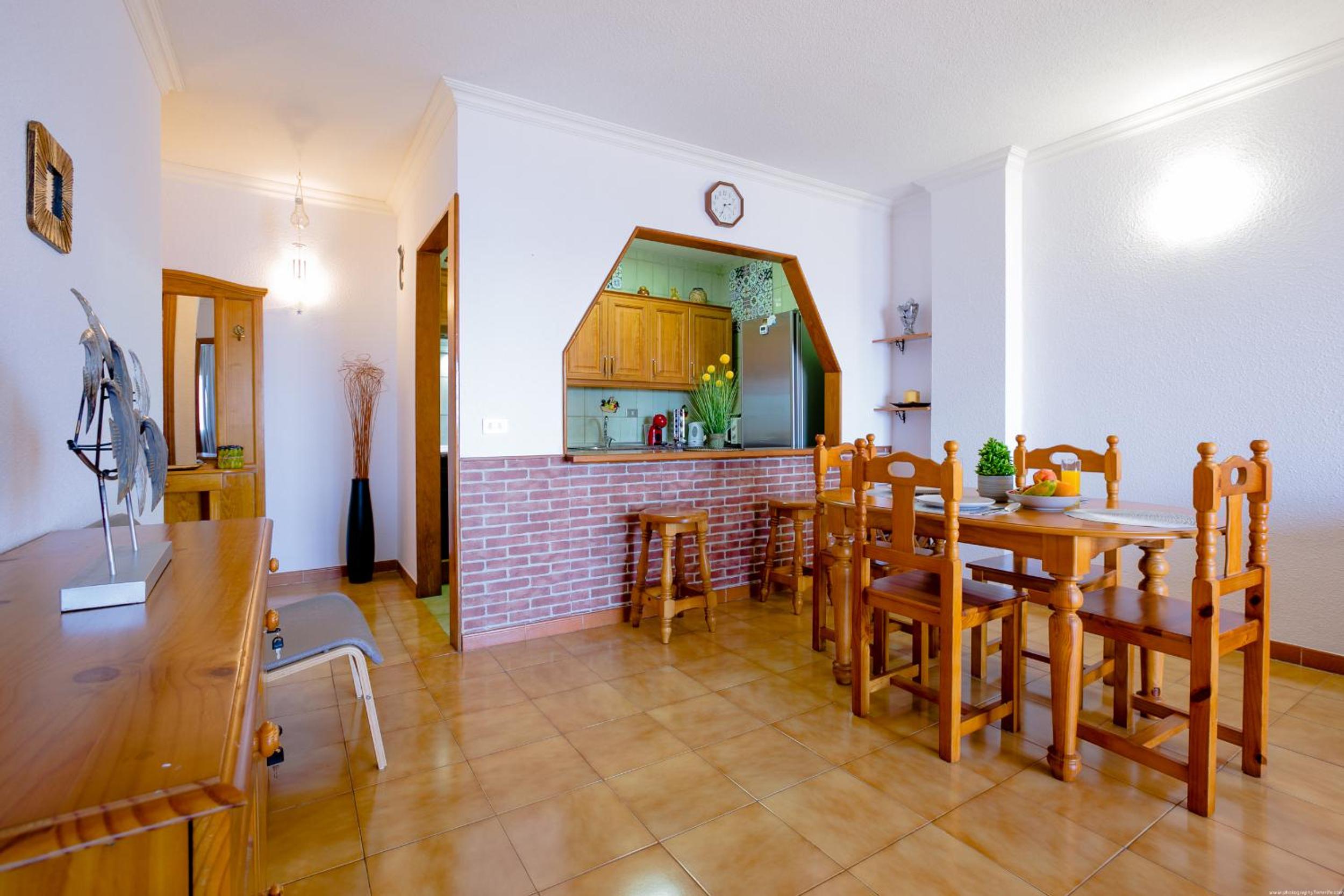 FRONT LiNE OCEAN ViEW 2BeD Wi-Fi YOUR HOLiDAY HOME view 5