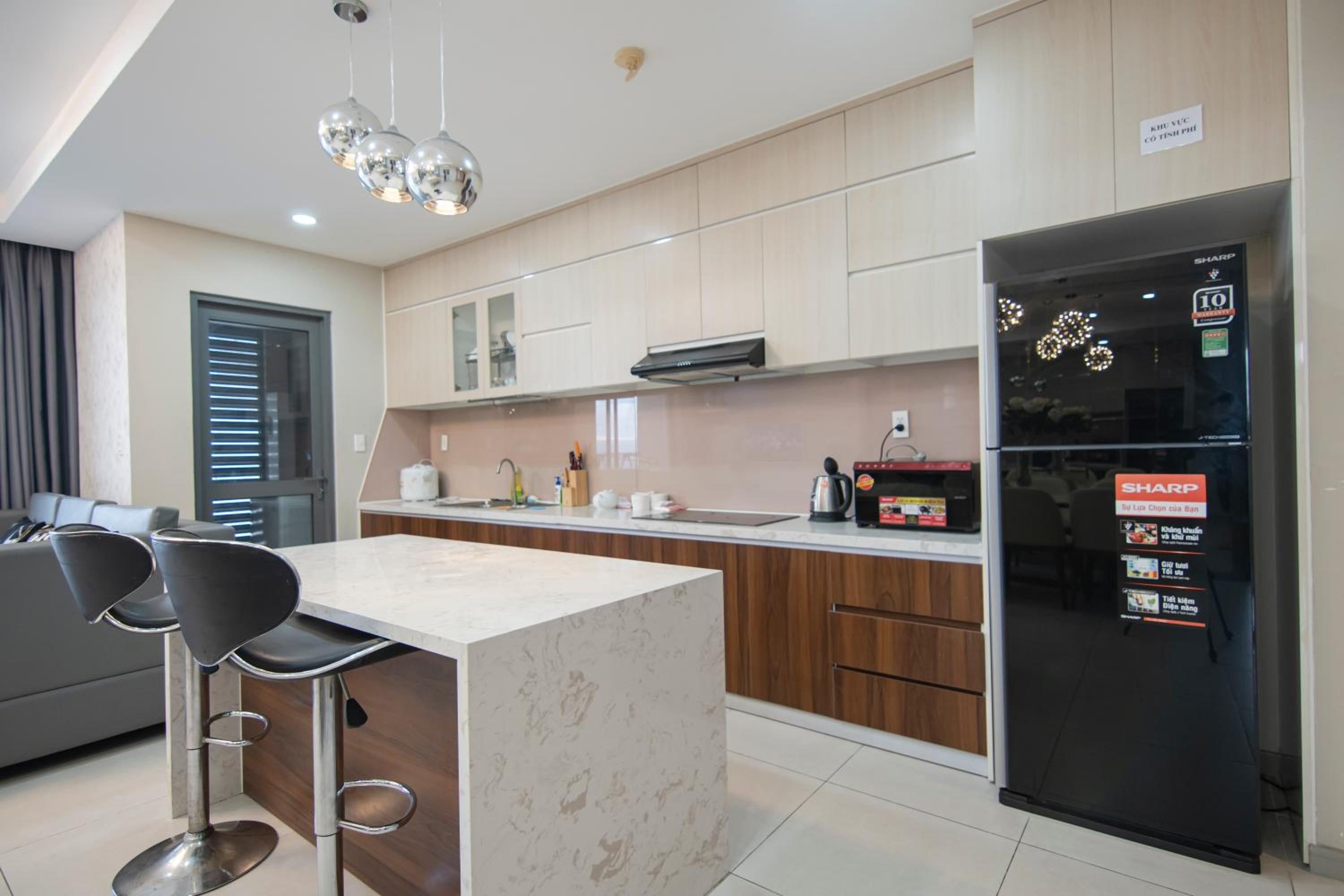 Luxury Gold Apartment 86 -Rooftop Pool Central City