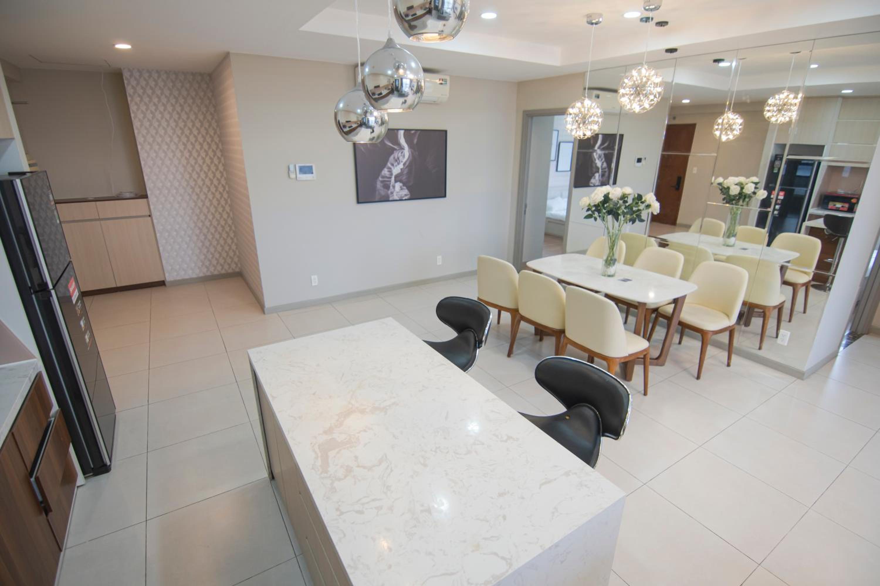Luxury Gold Apartment 86 -Rooftop Pool Central City