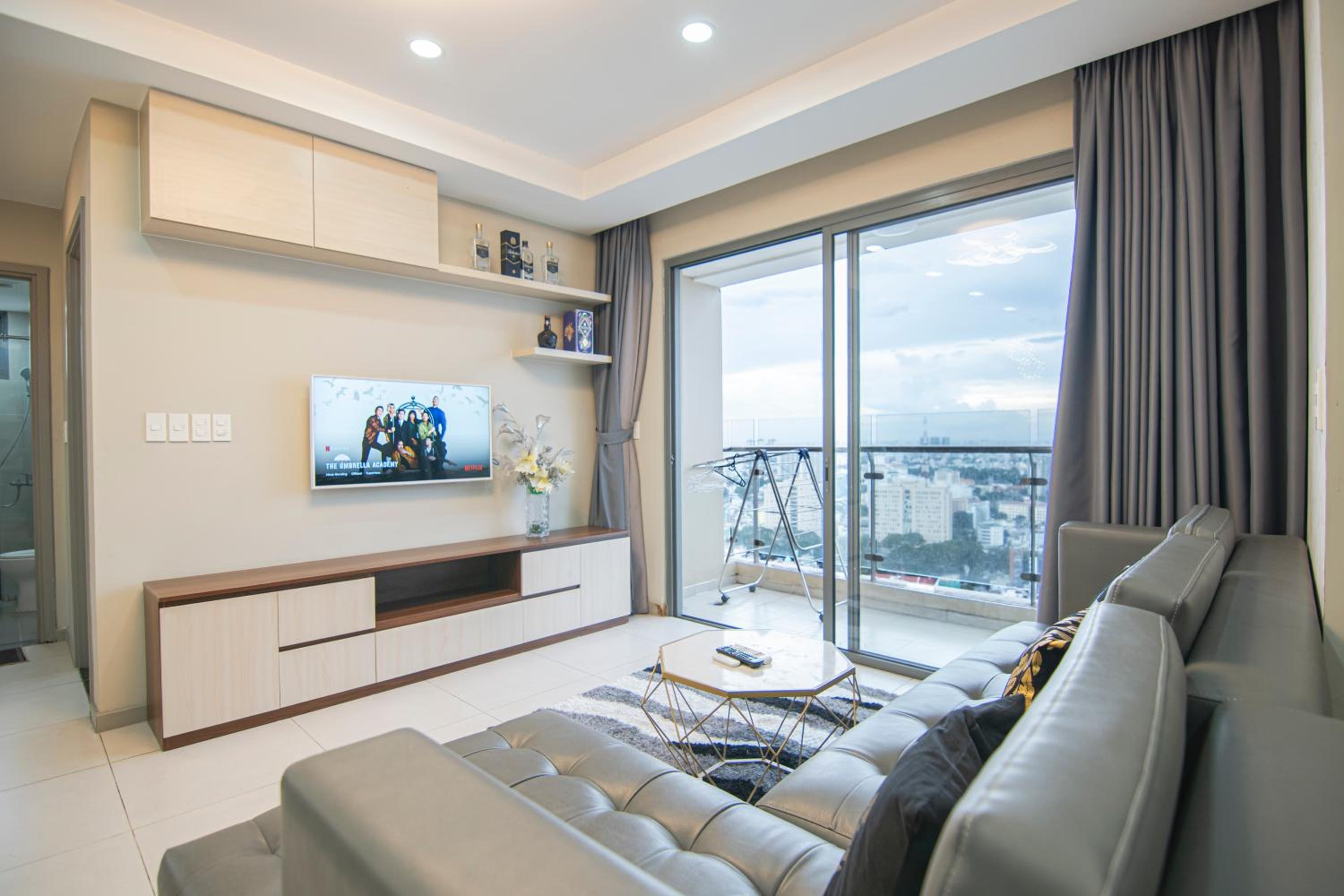 Luxury Gold Apartment 86 -Rooftop Pool Central City