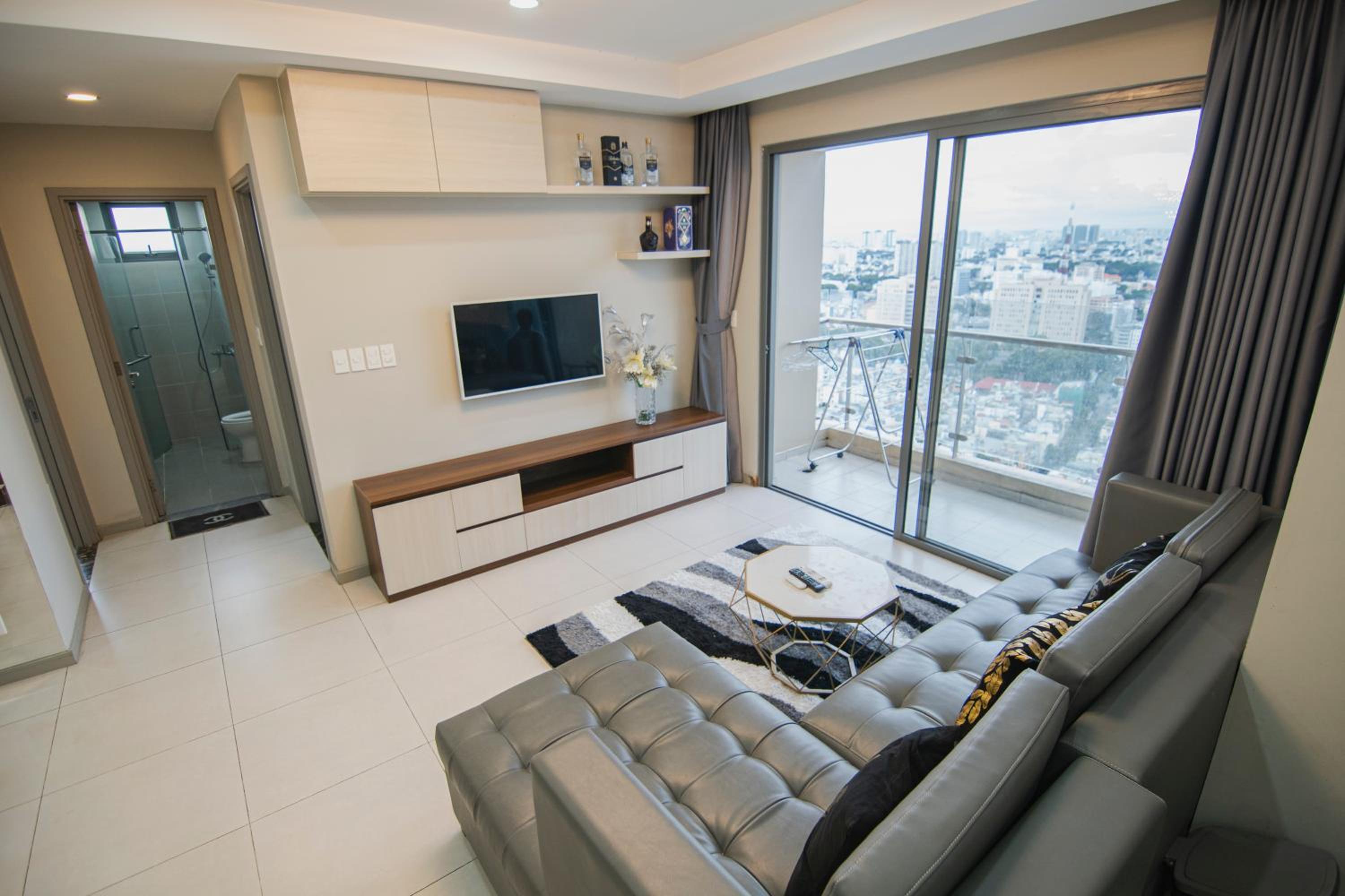 Luxury Gold Apartment 86 -Rooftop Pool Central City