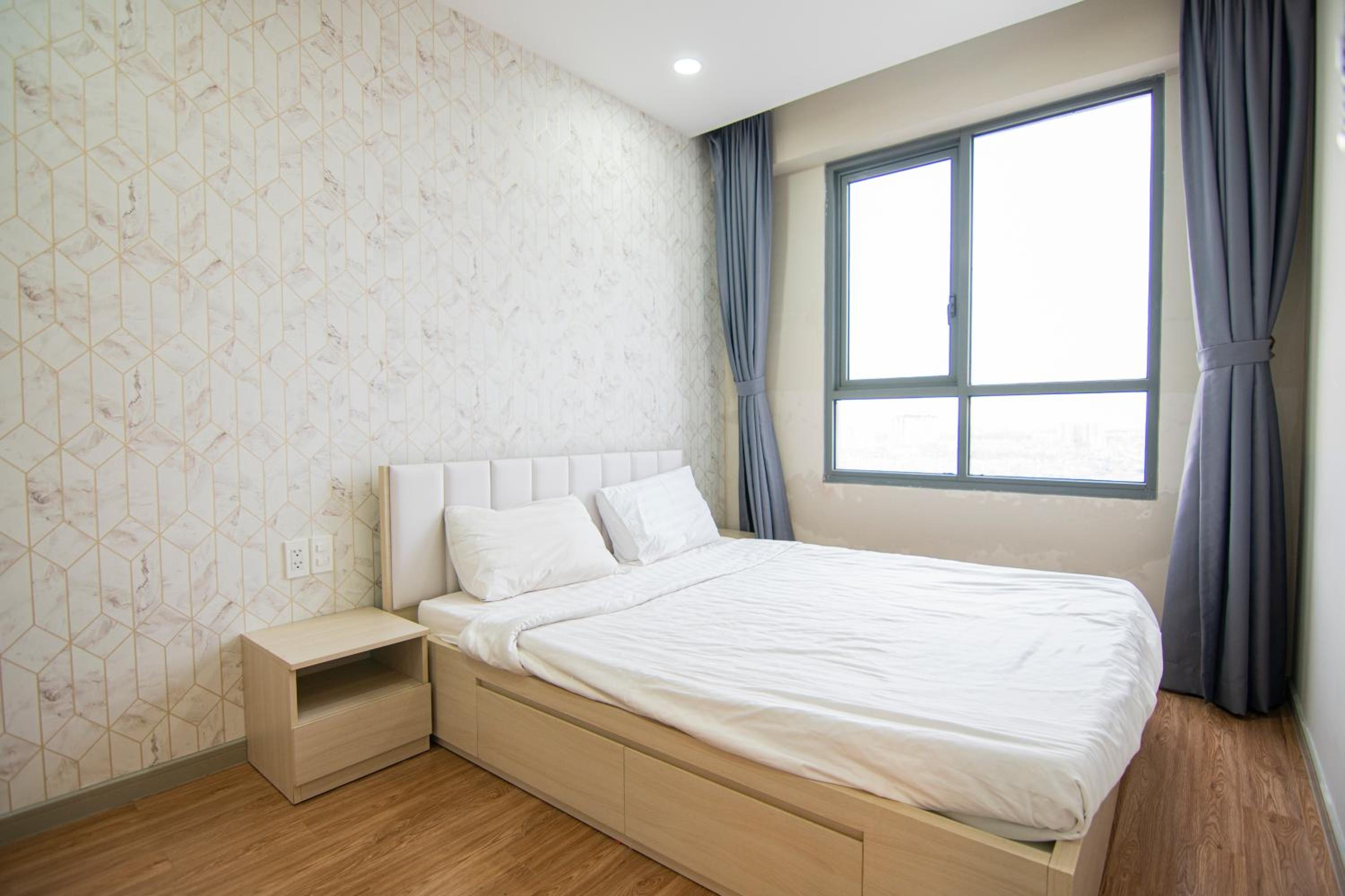 Luxury Gold Apartment 86 -Rooftop Pool Central City