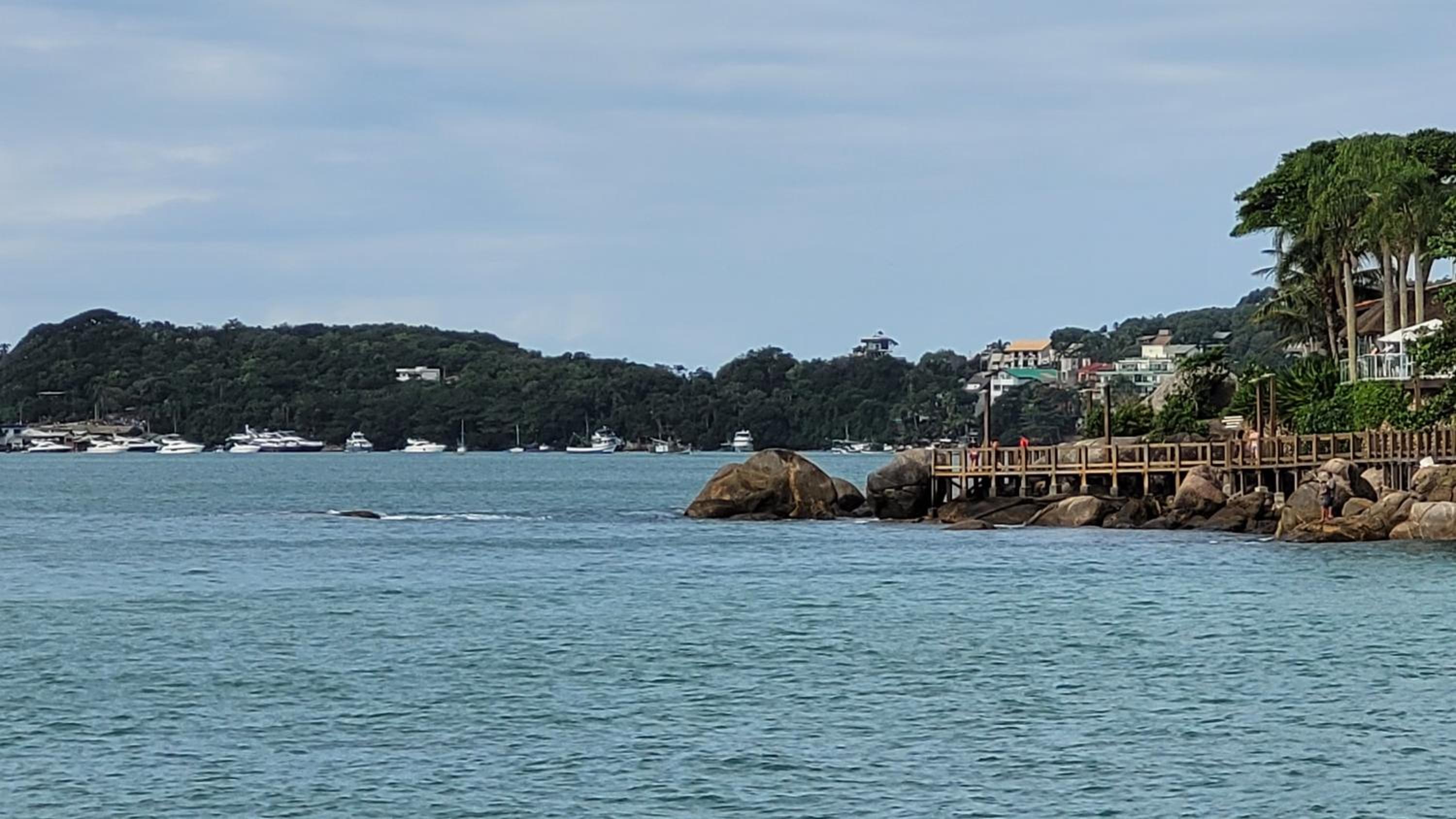Garden Ville, 200m da Praia de Bombas