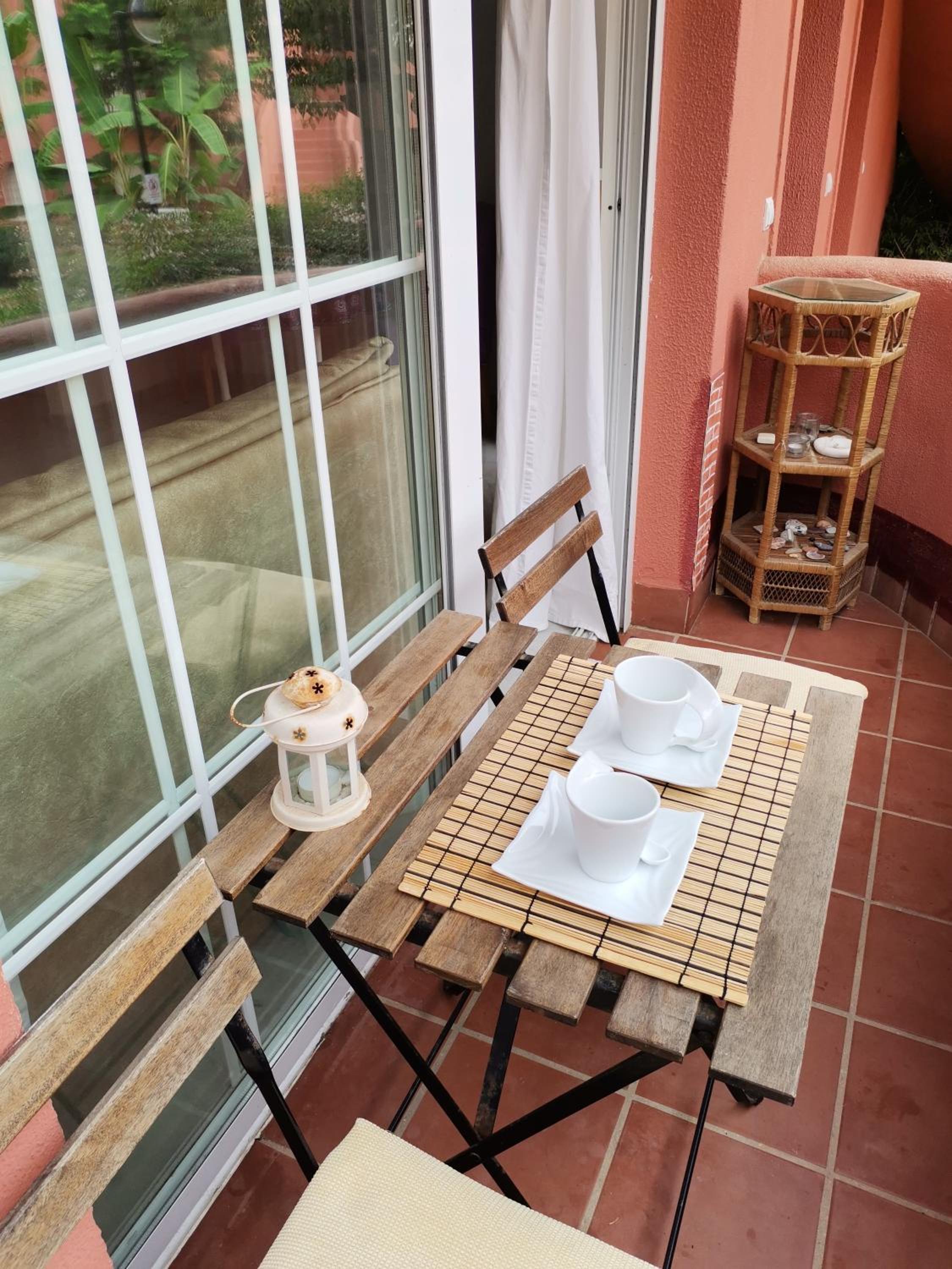 Marbella Beach, apartamento para 2 en Alvarito Playa view 2