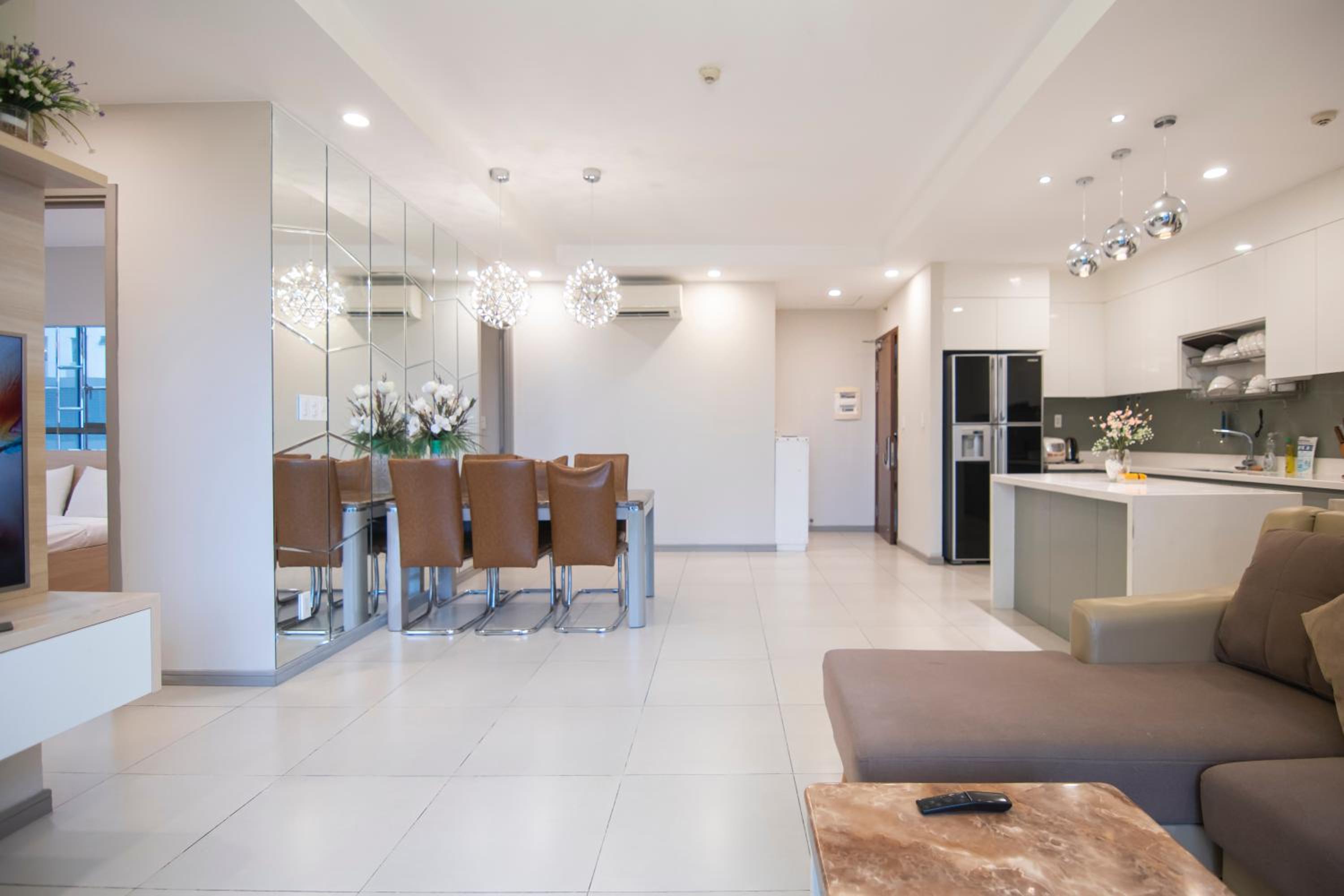 Luxury Gold Apartment 86 -Rooftop Pool Central City