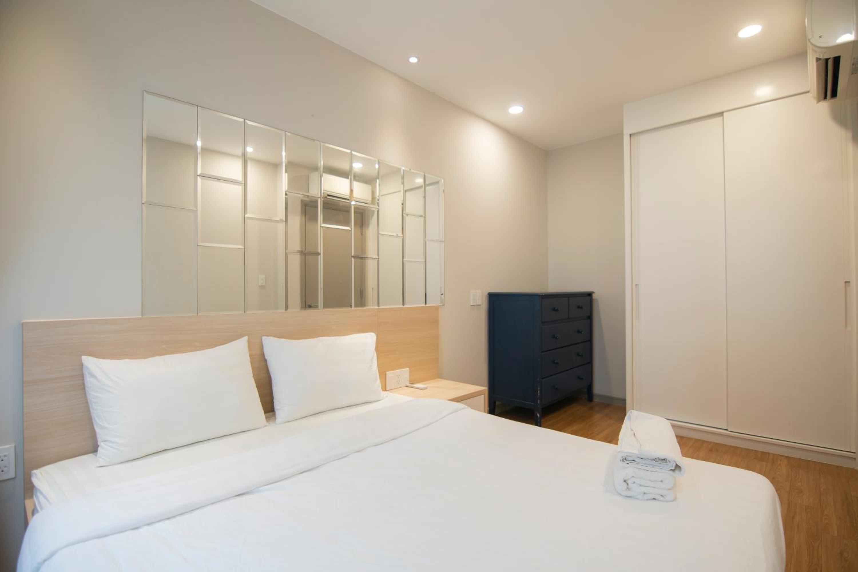 Luxury Gold Apartment 86 -Rooftop Pool Central City