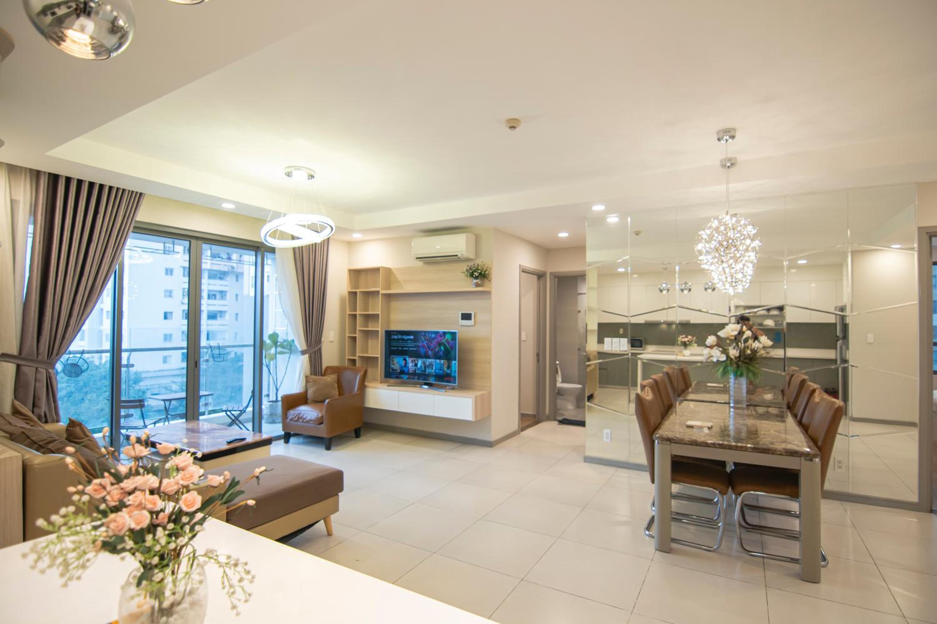 Luxury Gold Apartment 86 -Rooftop Pool Central City