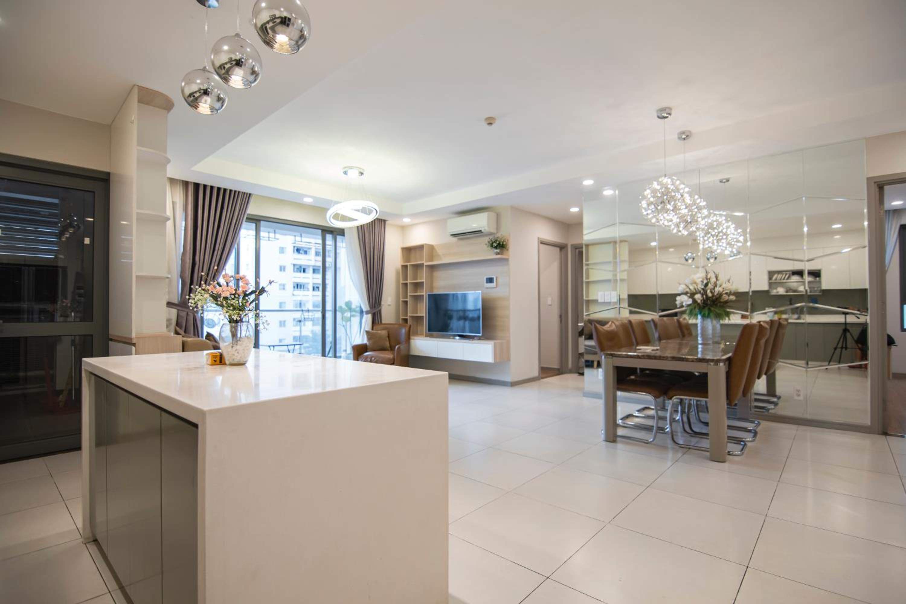 Luxury Gold Apartment 86 -Rooftop Pool Central City