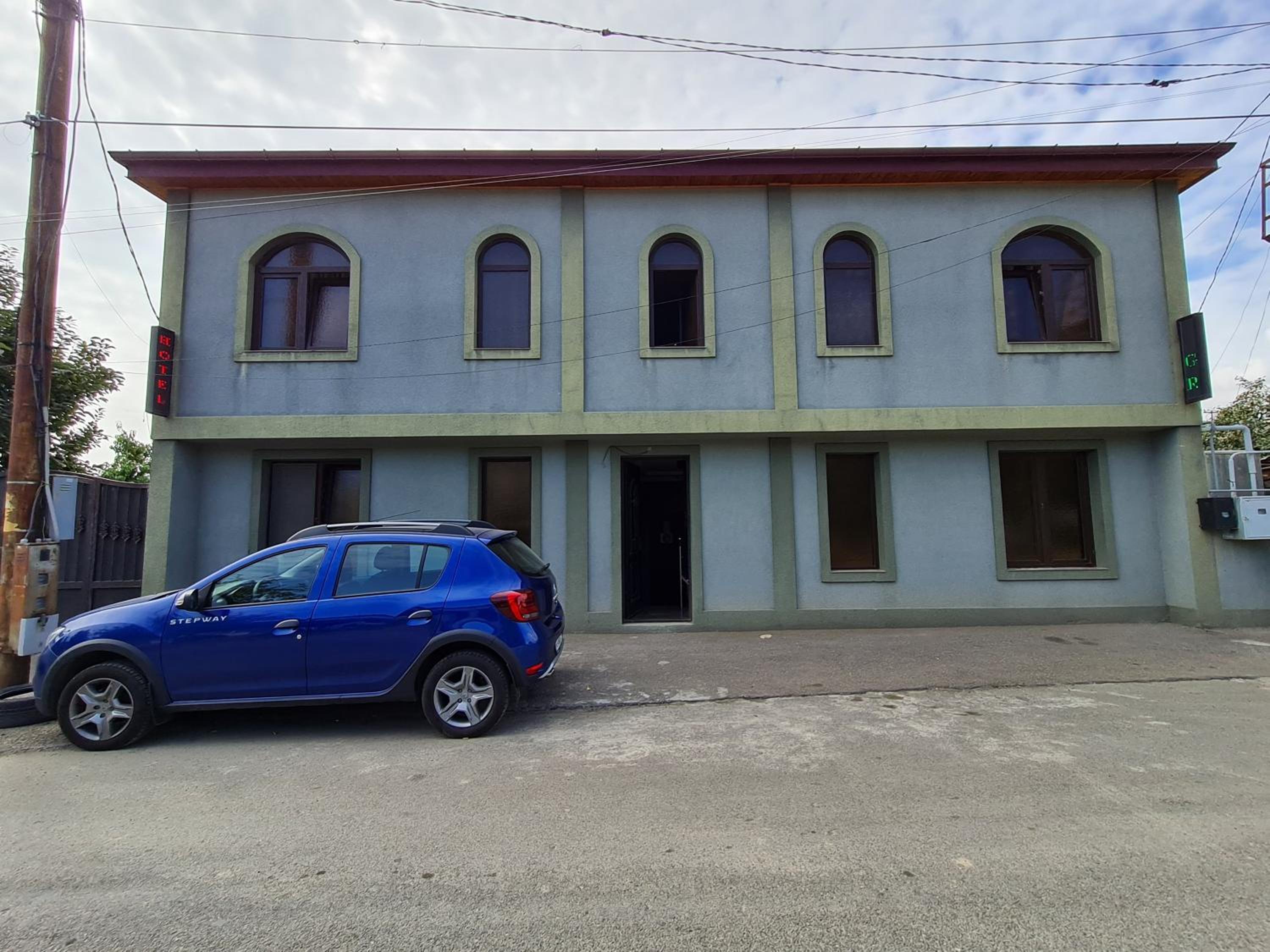 Photo 9