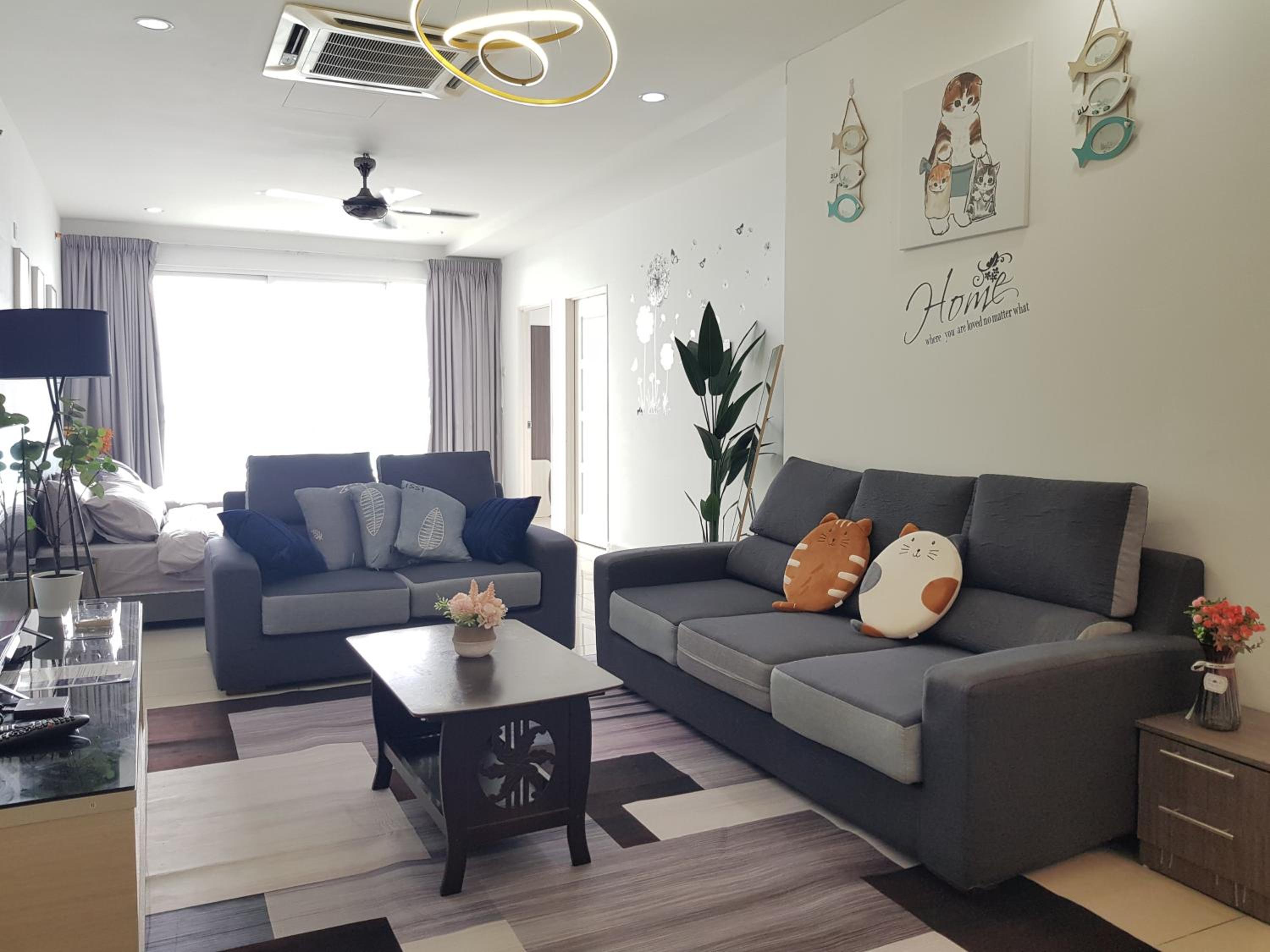 Mansion One Suite by stayCATion Homestay