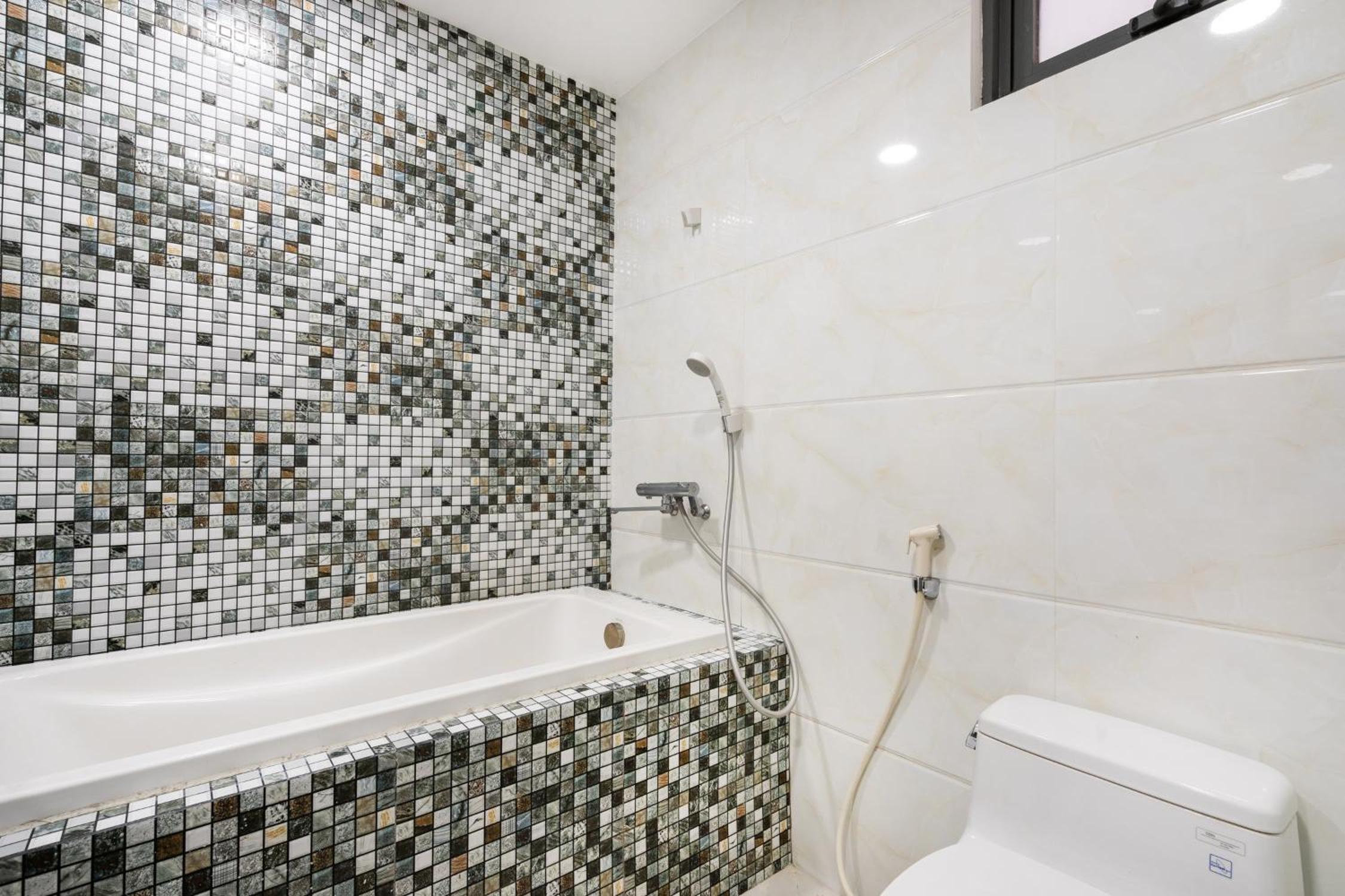 Luxury Gold Apartment 86 -Rooftop Pool Central City