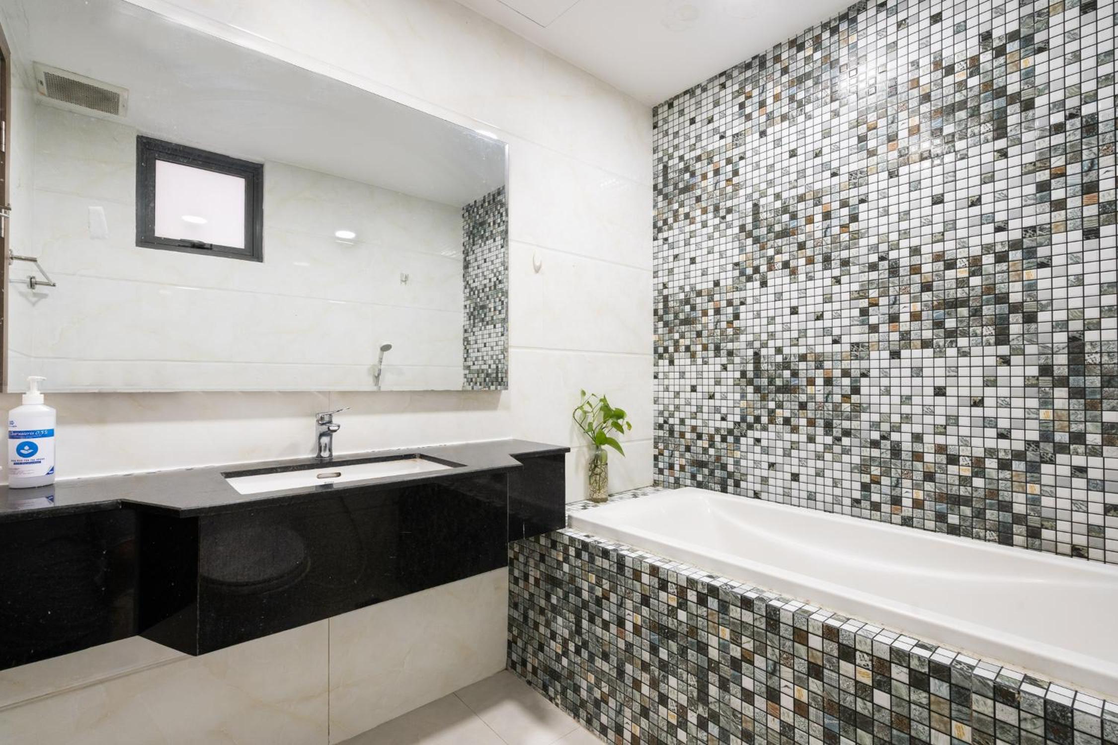 Luxury Gold Apartment 86 -Rooftop Pool Central City