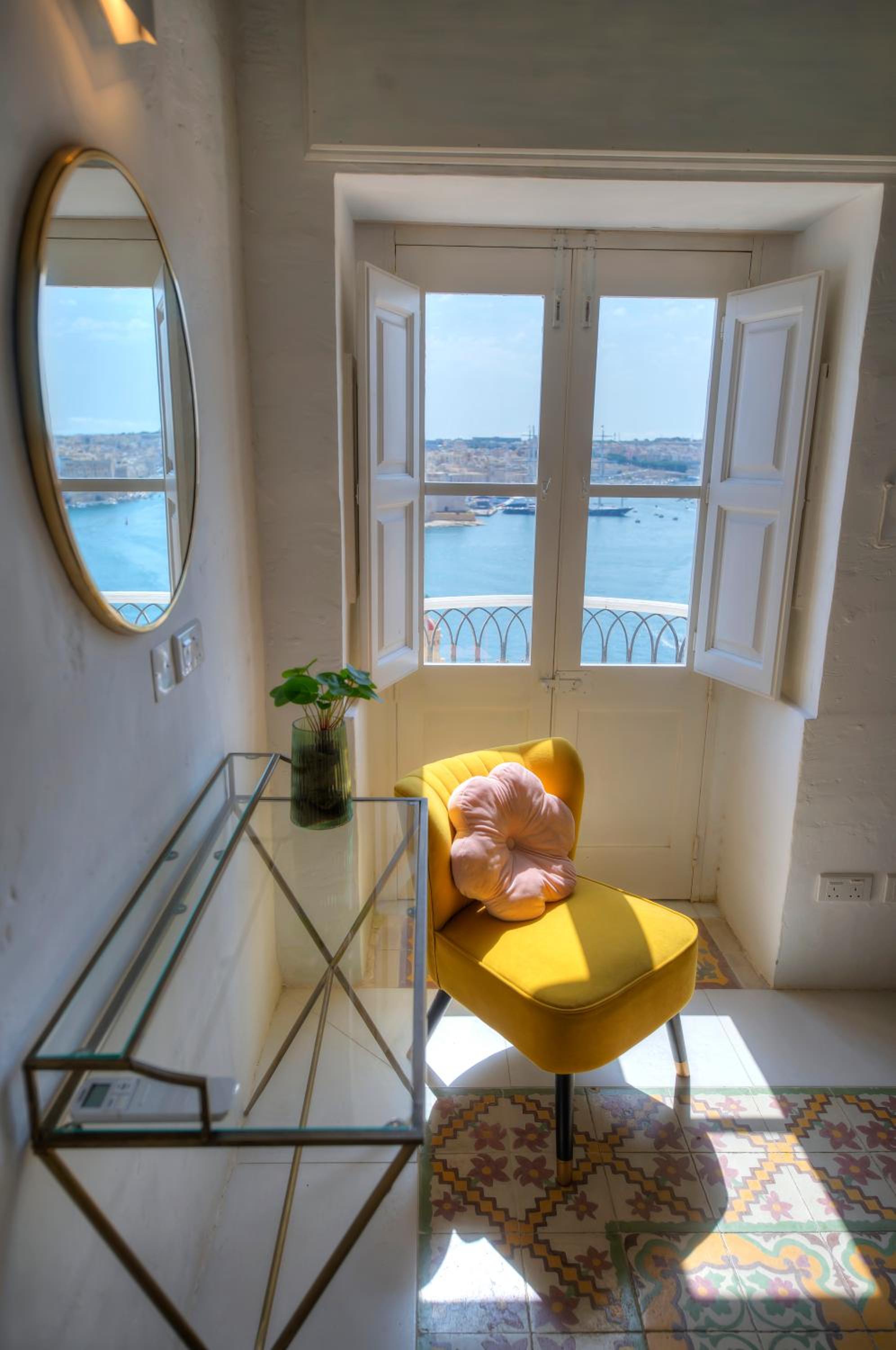 Spacious maisonette with spectacular views IBRI1-1 view 4