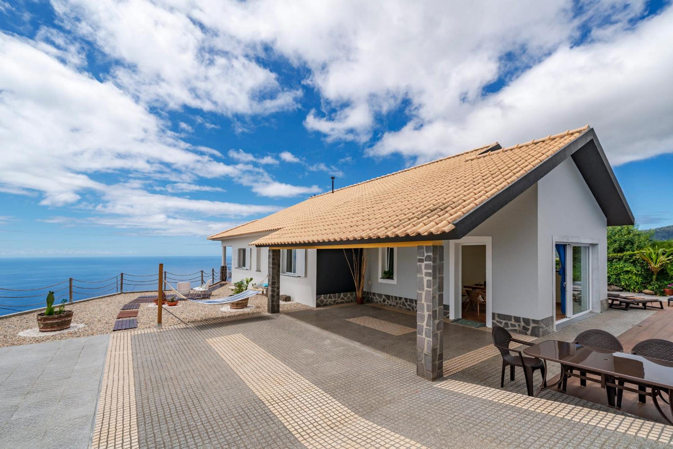 Hotel Villa Sea Colors by An Island Apart - Image 1