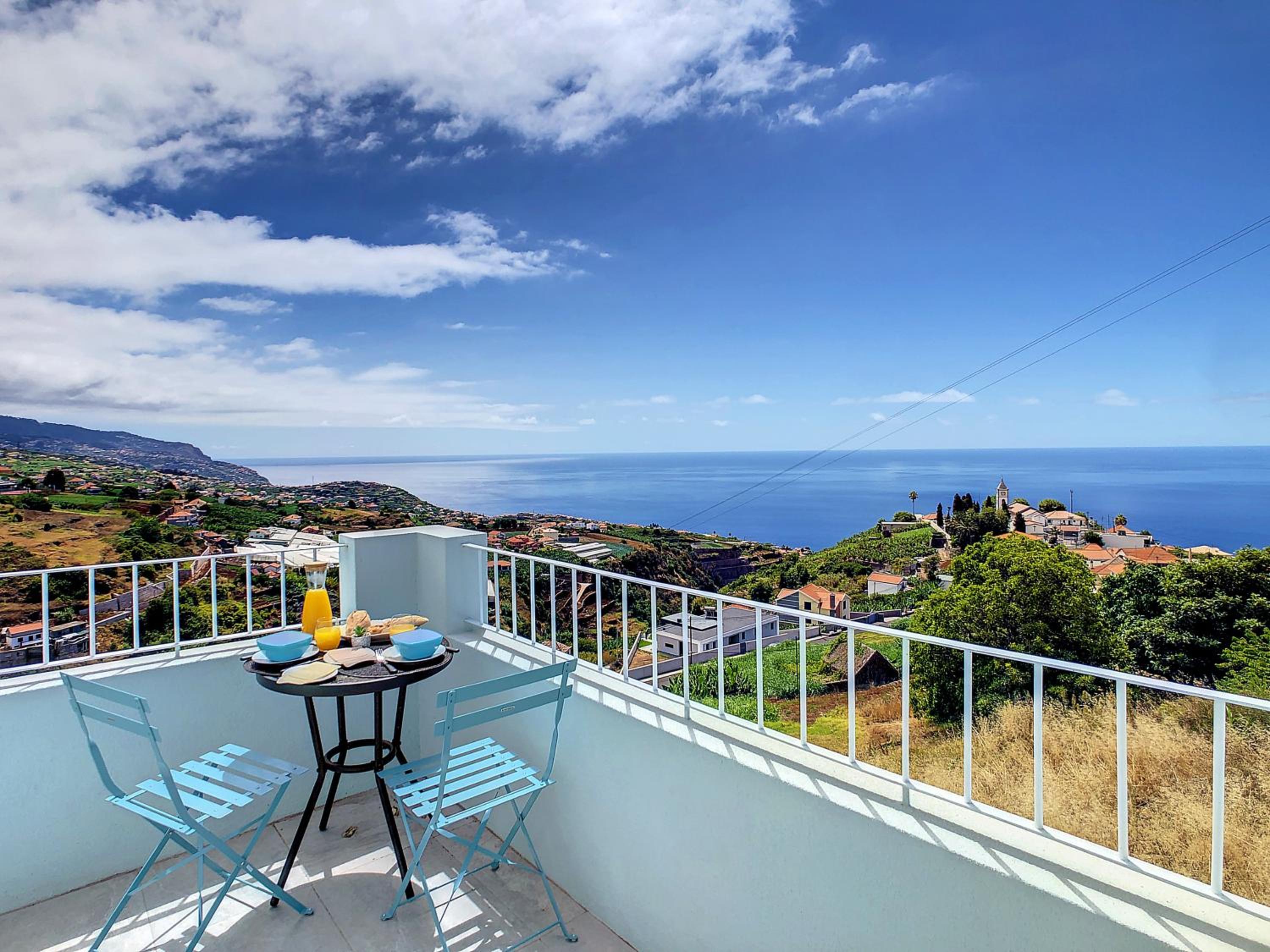 Casa Axxul by LovelyStay view 2