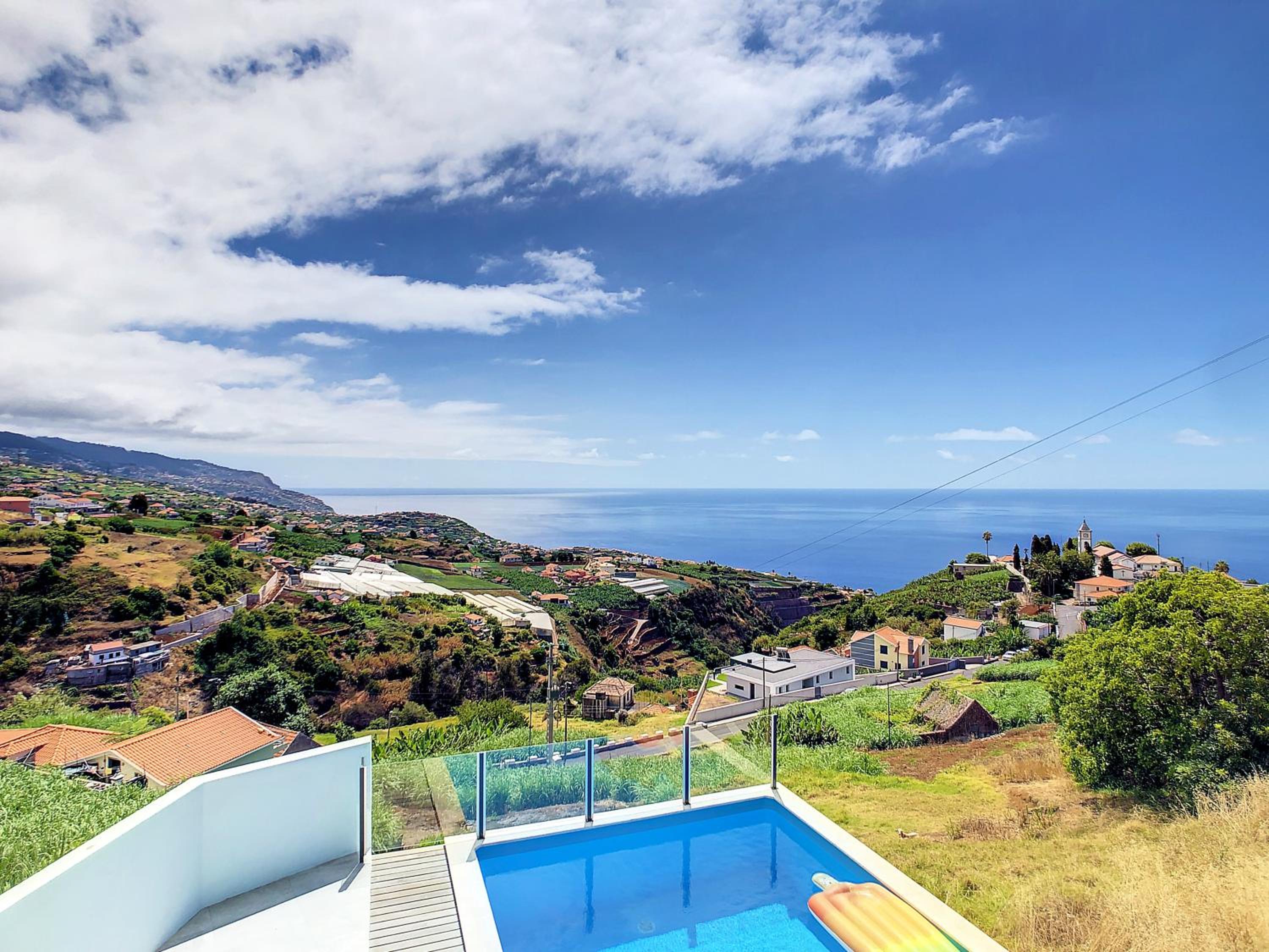 Casa Axxul by LovelyStay view 5