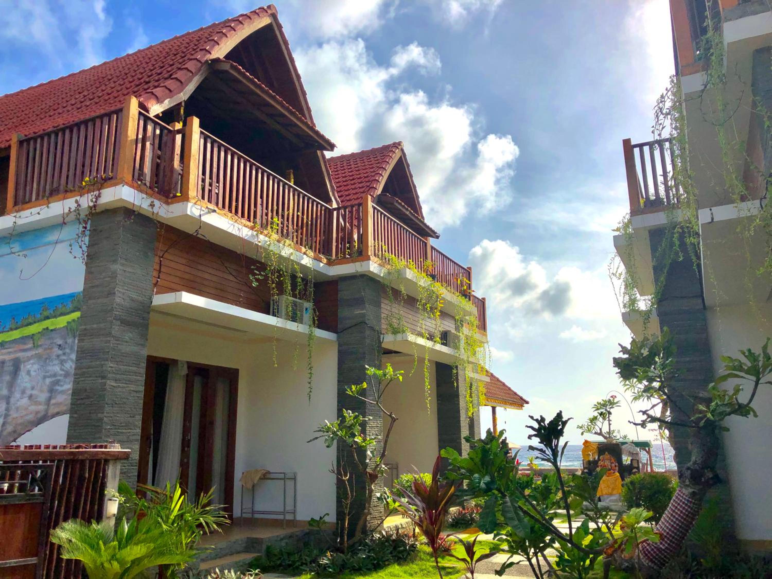 Ayu Laba Beach Villa and Resto